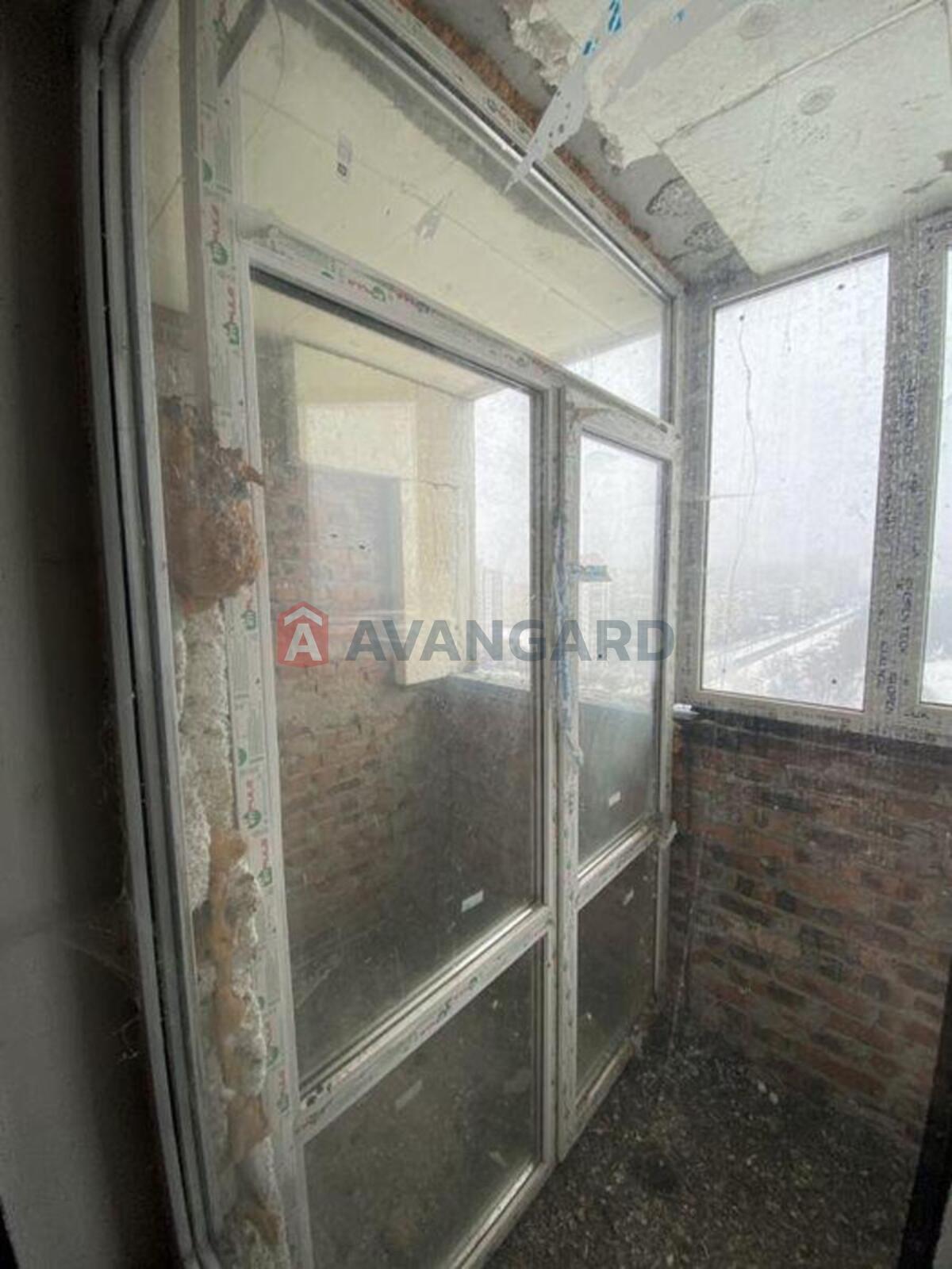 1 ��. ��������, 49/-/11 ��. �., 15/16 ������ ���� 6