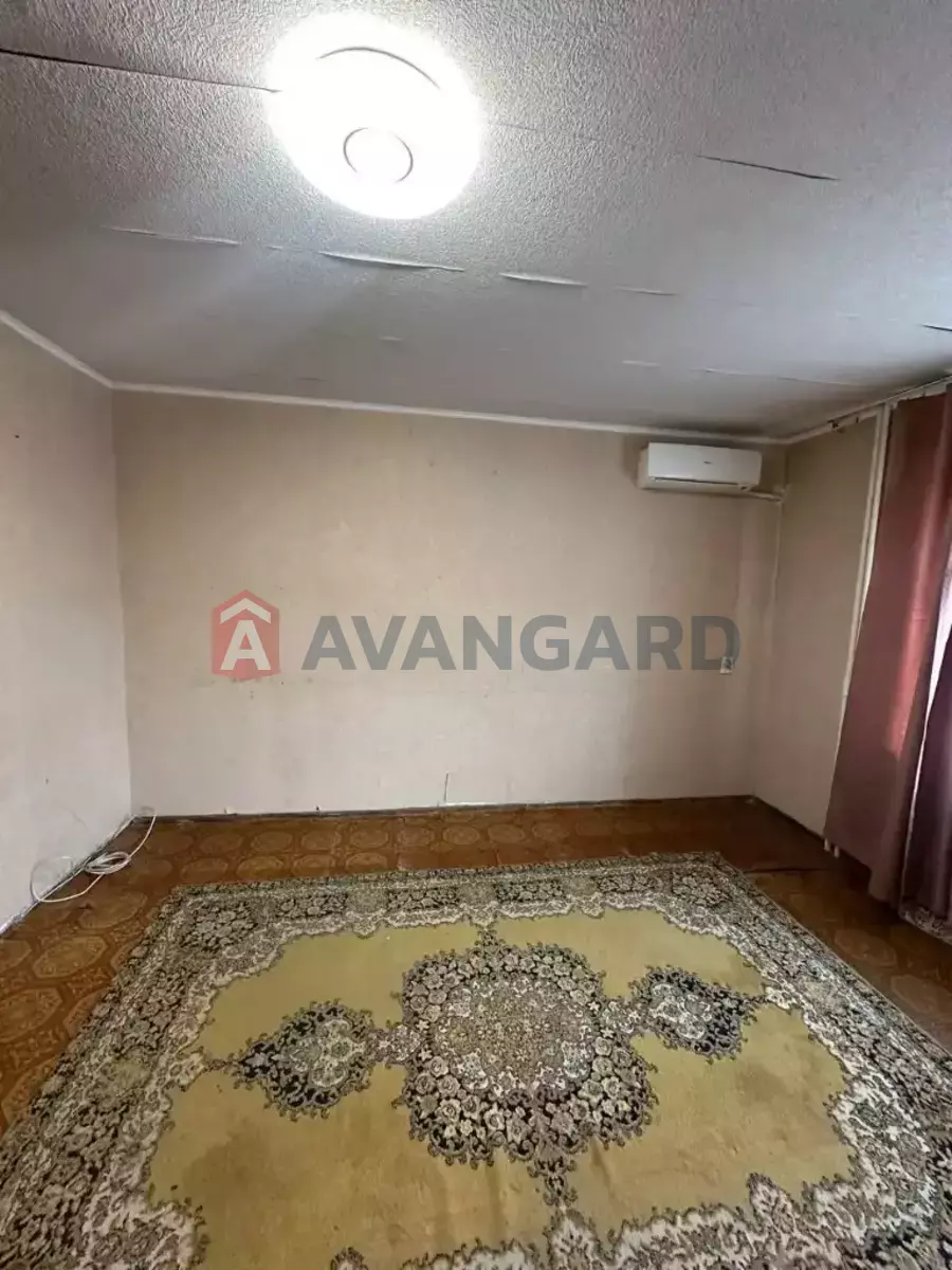 2 ��. ��������, 50/29/8 ��. �., 8/10 ������ ���� 6