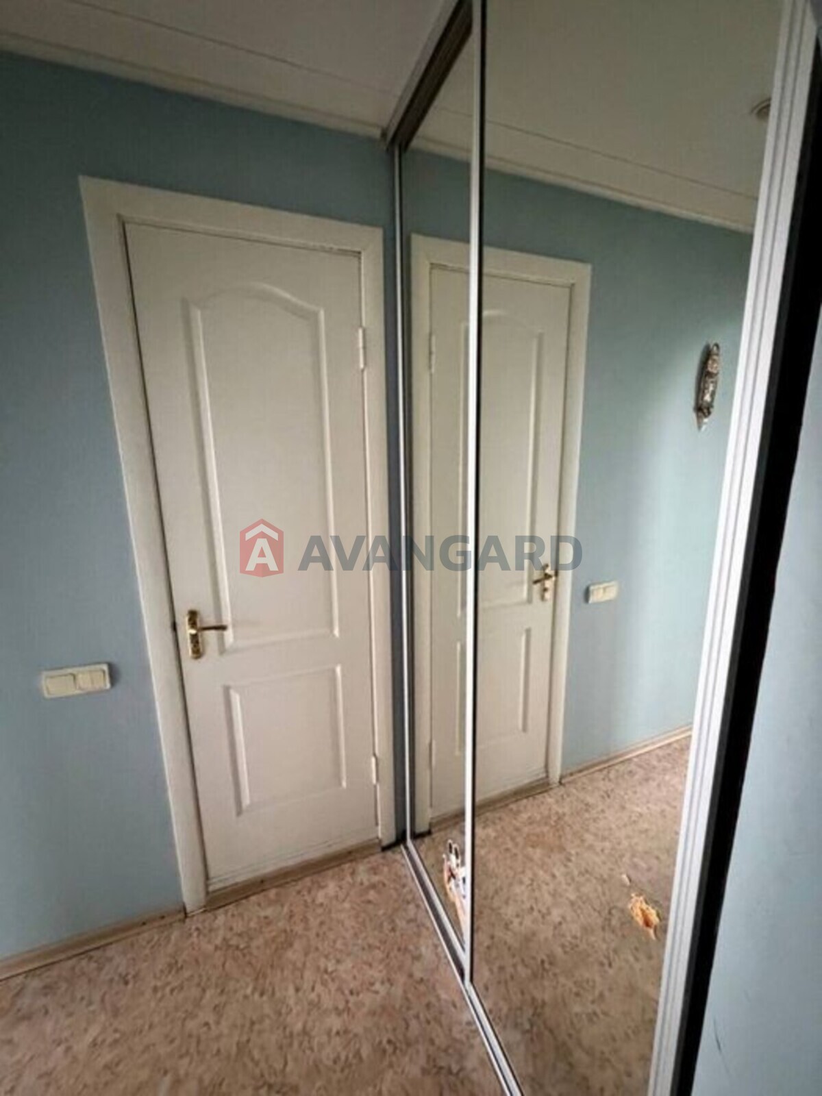 1 ��. ��������, 35/-/12 ��. �., 10/10 ������ ���� 6