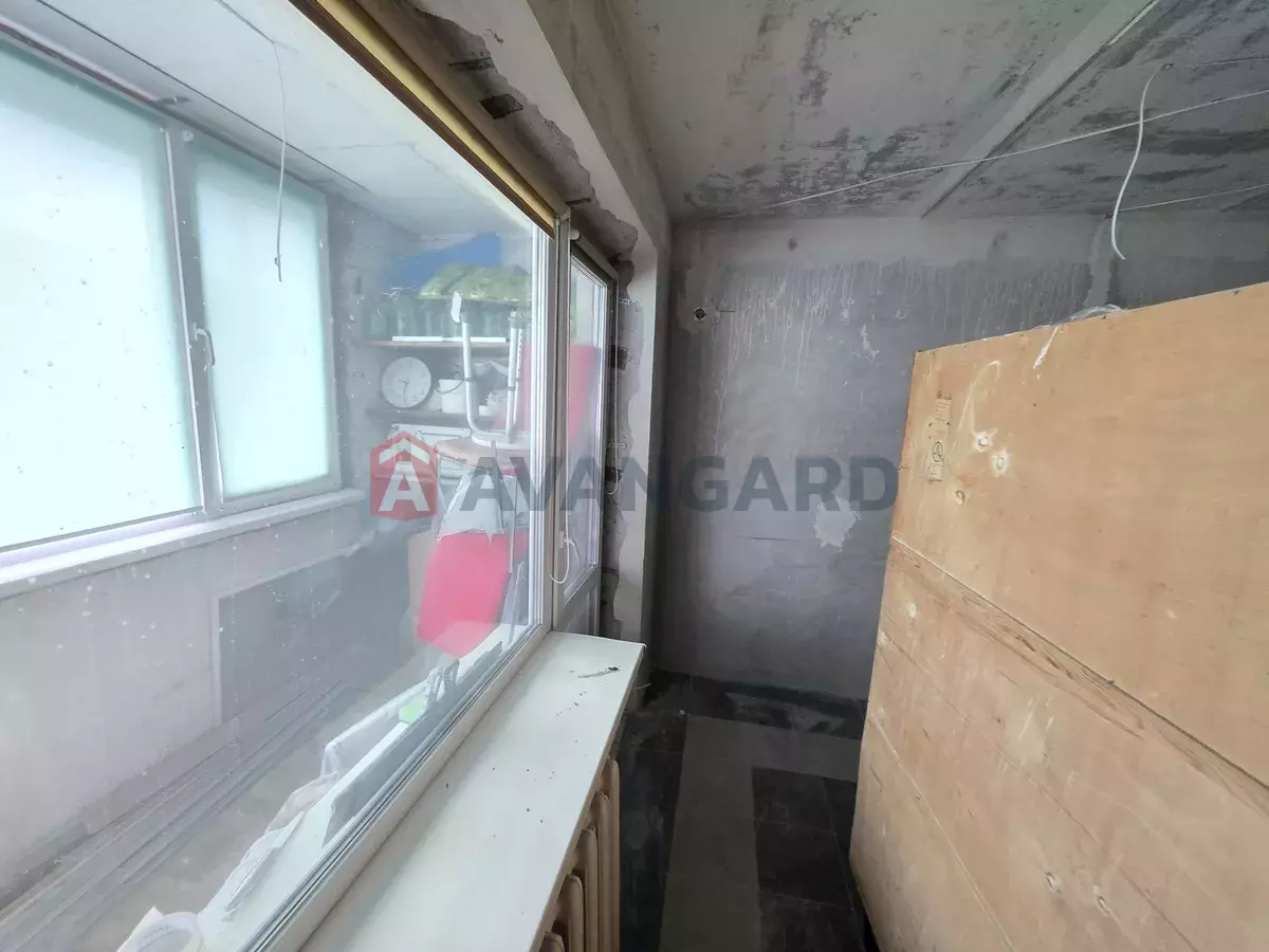 1 . , 40/-/8 . ., 1/12   6