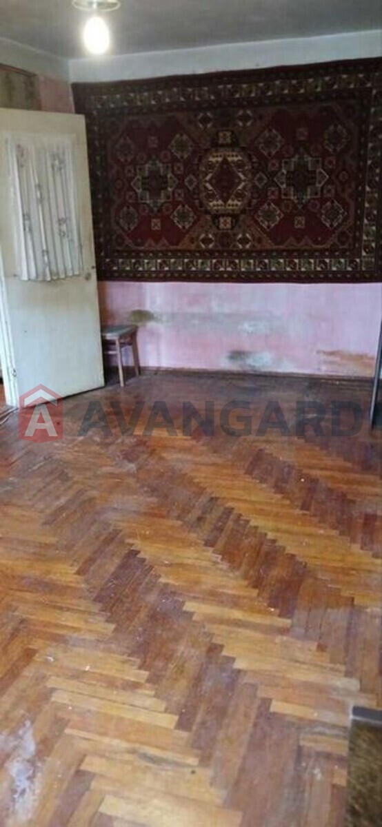 1 ��. ��������, 32/-/6 ��. �., 4/5 ������ ���� 3