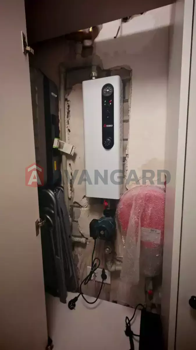 2 ��. ��������, 70/36/11 ��. �., 12/16 ������ ���� 22