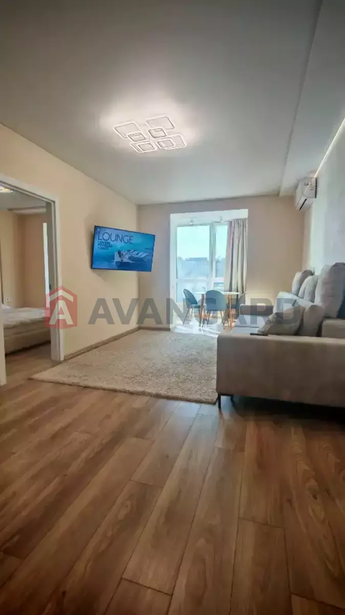 2 ��. ��������, 70/36/11 ��. �., 12/16 ������ ���� 7