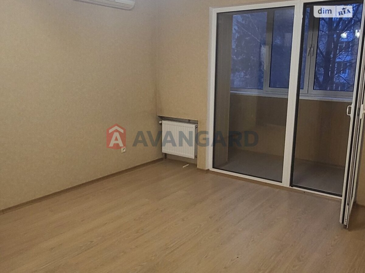 1 ��. ��������, 36/20/7 ��. �., 3/5 ������ ���� 2