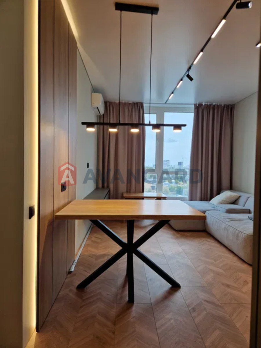 1 . , 42/-/20 . ., 10/25   7