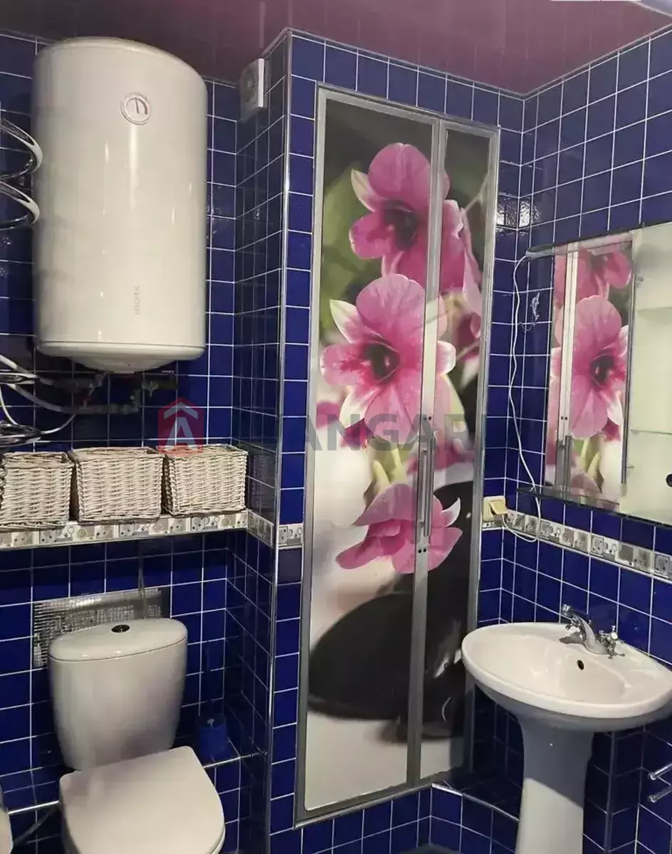 2 ��. ��������, 53/29/9 ��. �., 13/16 ������ ���� 17