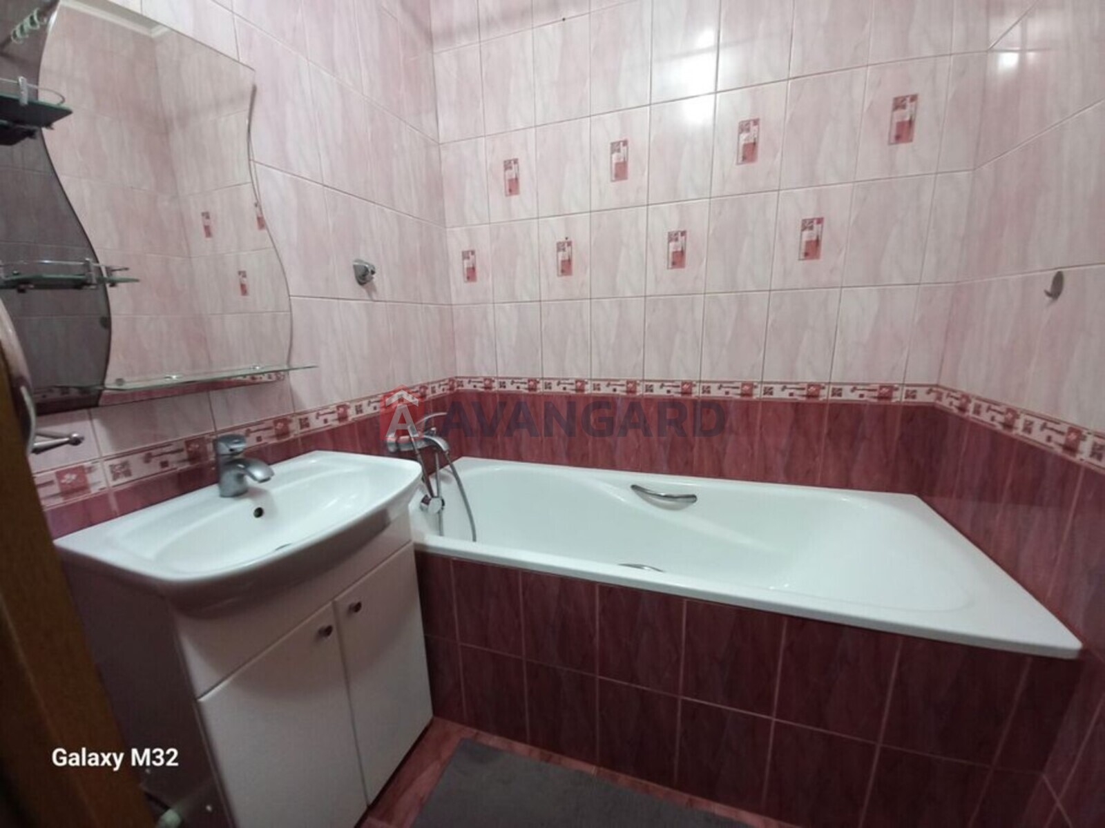 3 ��. ��������, 67/-/11 ��. �., 4/10 ������ ���� 4