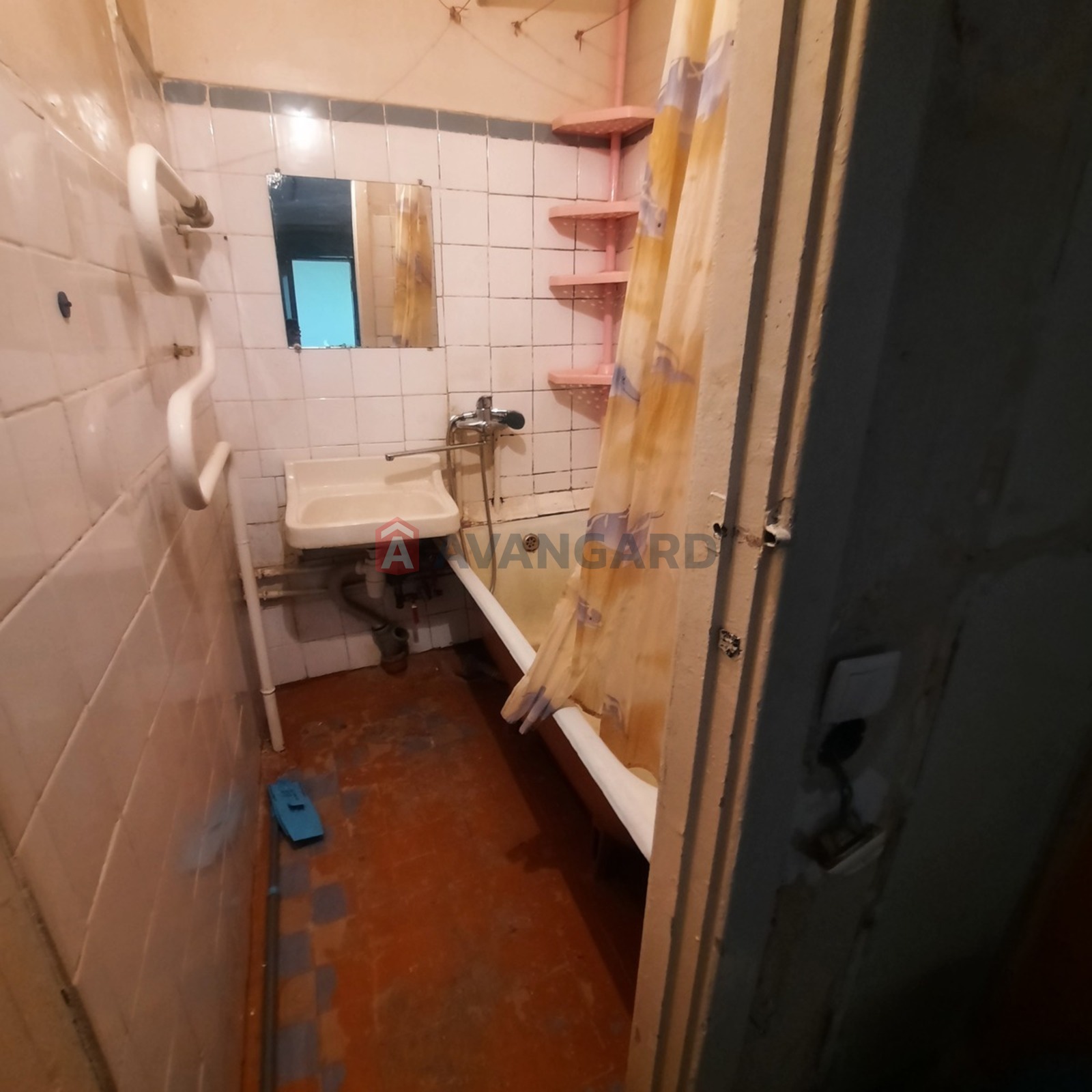 2 ��. ��������, 47/29/6 ��. �., 9/9 ������ ���� 1