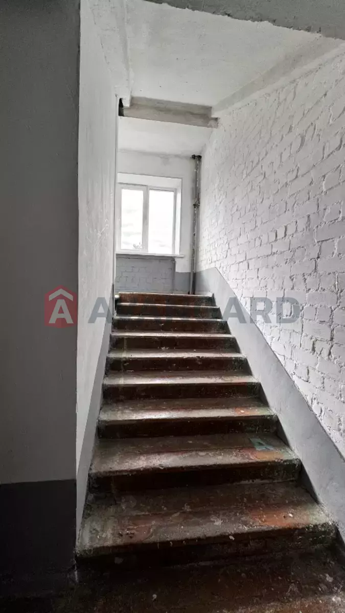 4 ��. ��������, 150/-/- ��. �., 5/9 ������ ���� 13