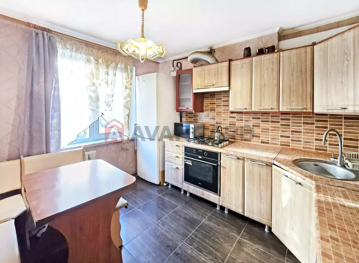 3 ��. ��������, 70/-/10 ��. �., 1/10 ������ ���� 1