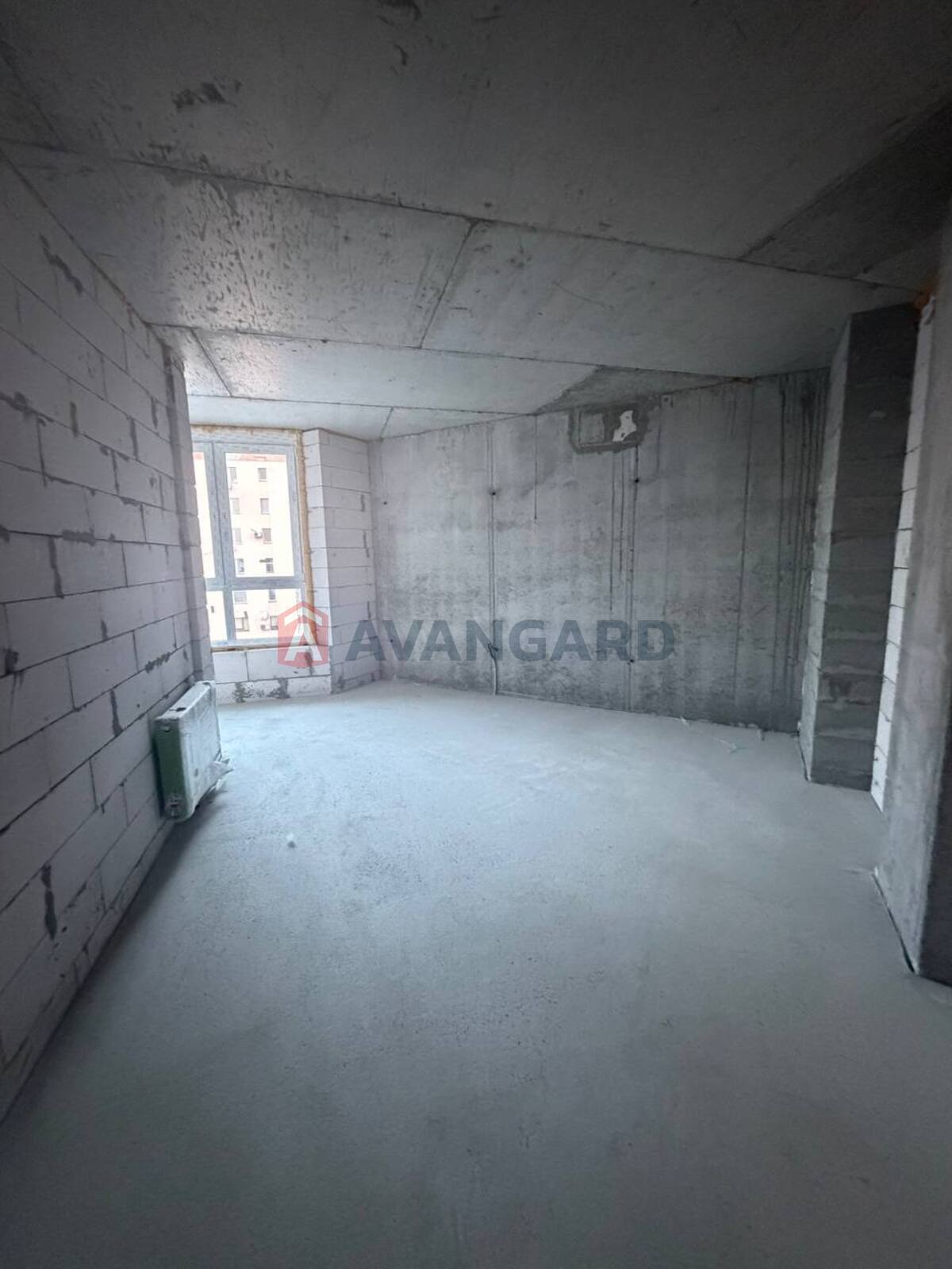 3 ����. ��������, 109,68/50,98/11,68 ��. �., 5/17 ���� ���� 9