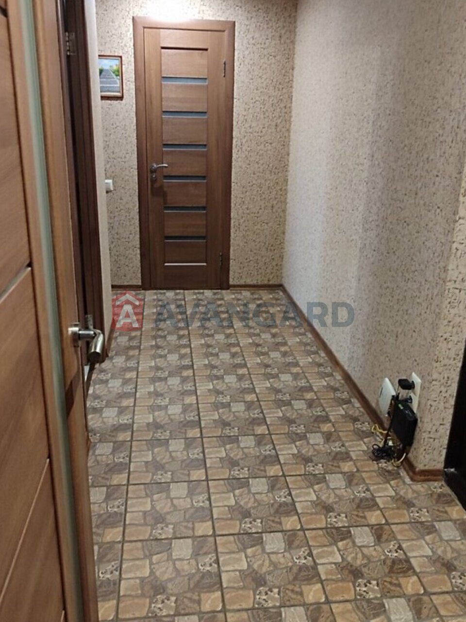 2 ��. ��������, 50/28/8 ��. �., 6/9 ������ ���� 12