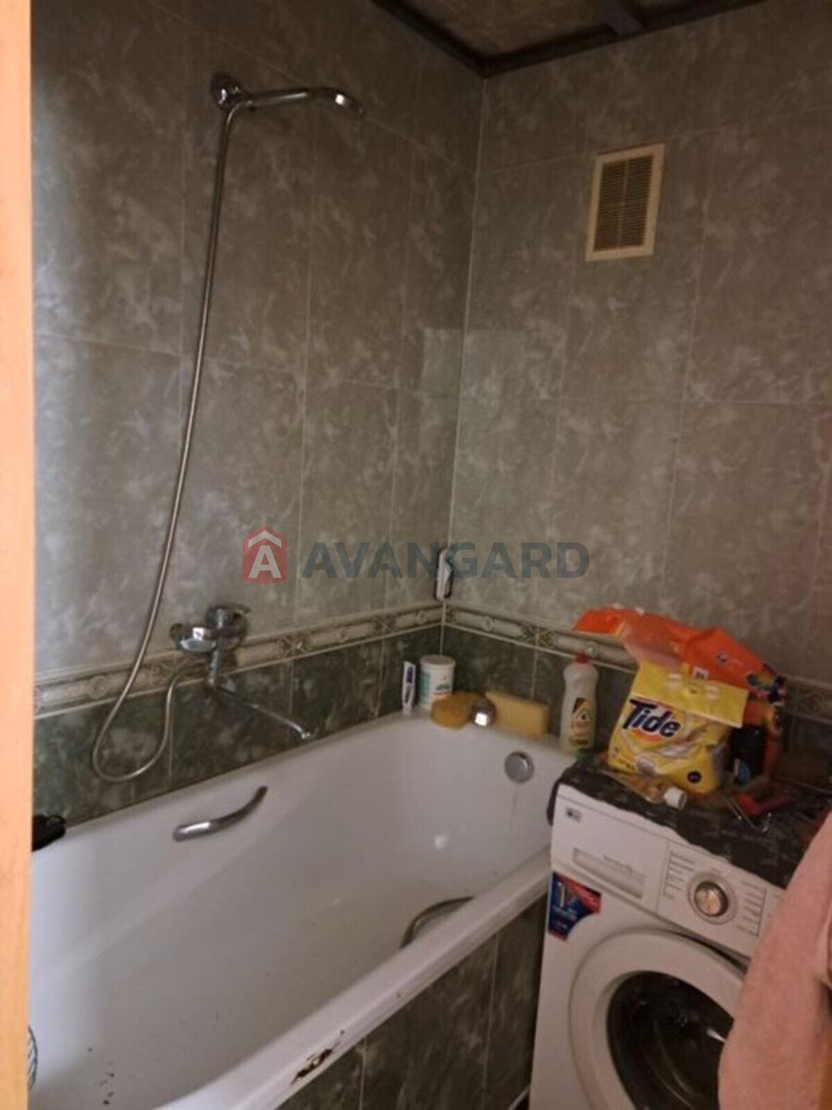 2 ��. ��������, 50/-/6 ��. �., 5/5 ������ ���� 4