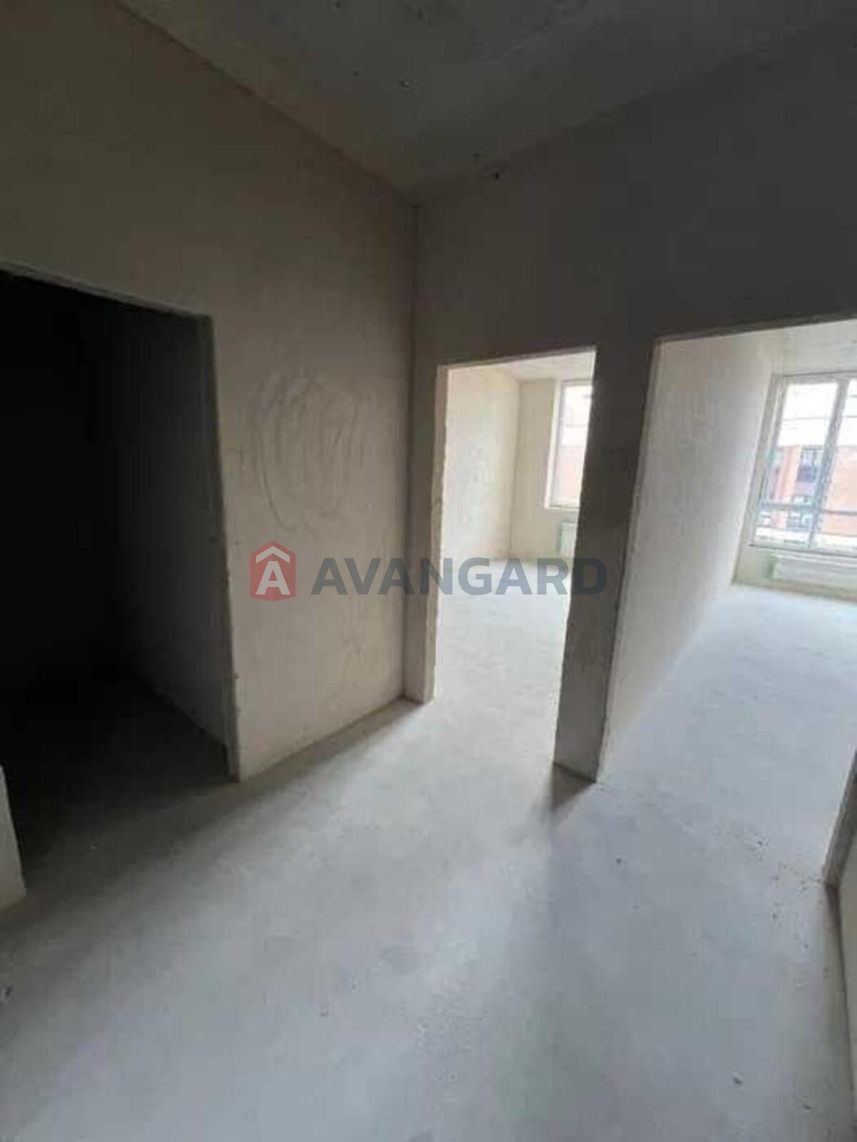 1 ��. ��������, 48/-/17 ��. �., 9/10 ������ ���� 5