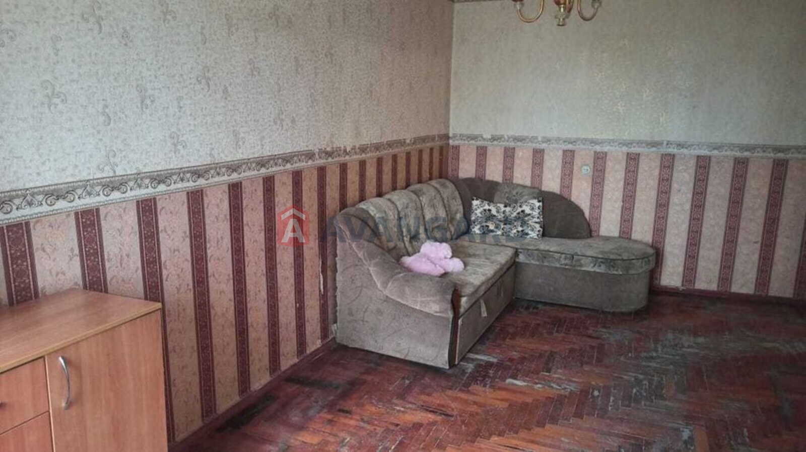 2 . , 48/-/7 . ., 8/9   19