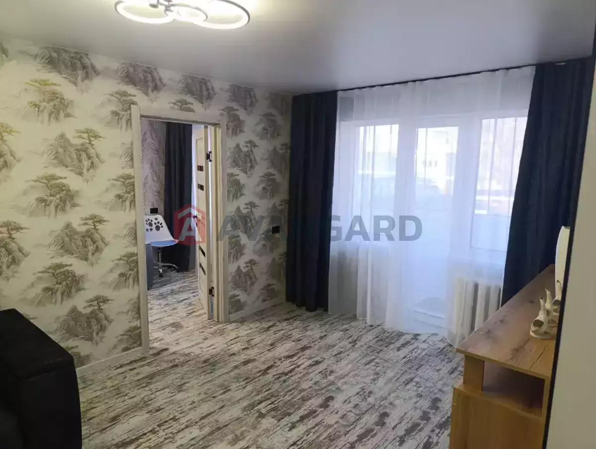 2 ��. ��������, 45/40/6 ��. �., 2/5 ������ ���� 4