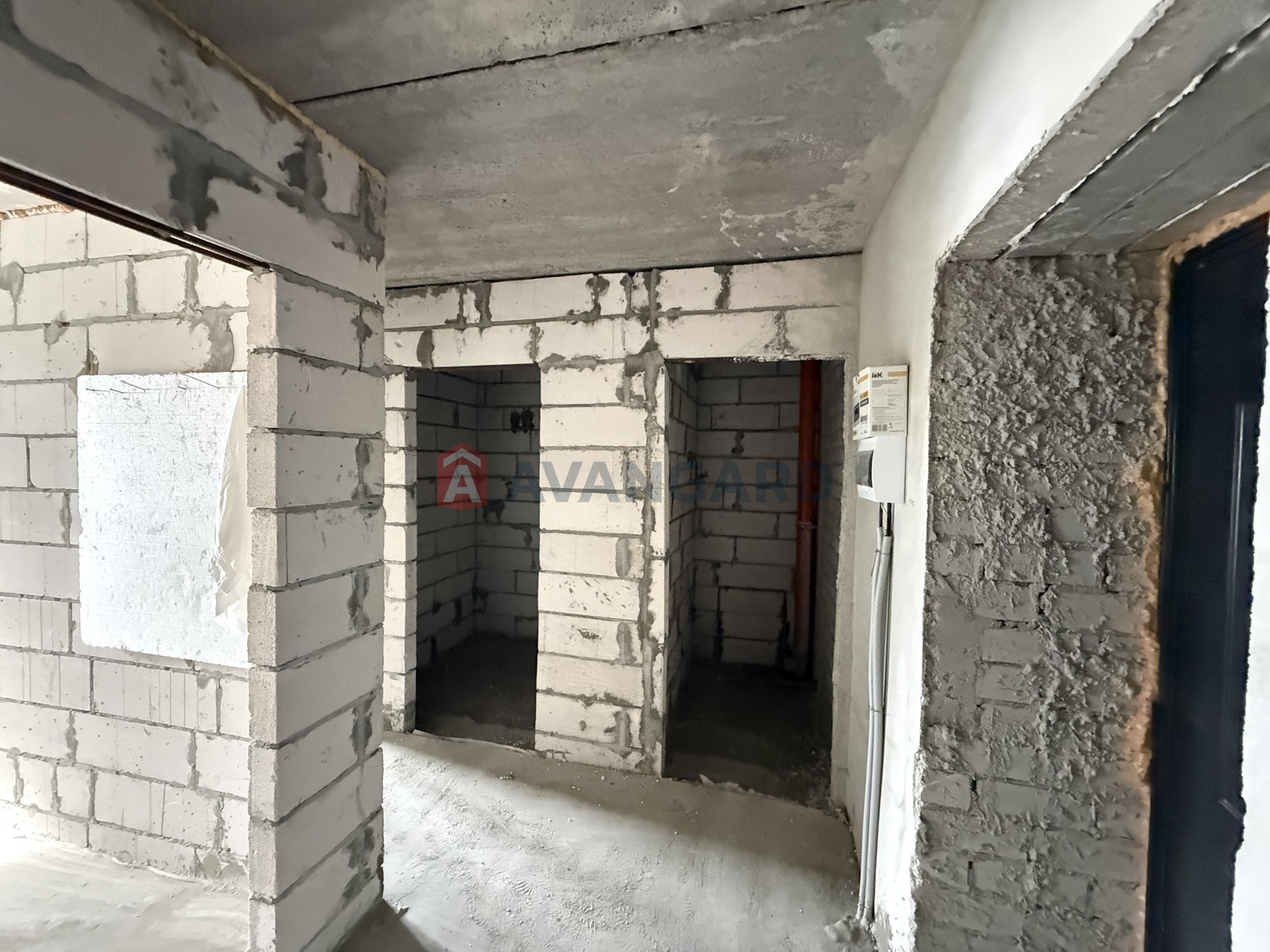 2 ��. ��������, 58/33/8 ��. �., 1/10 ������ ���� 7