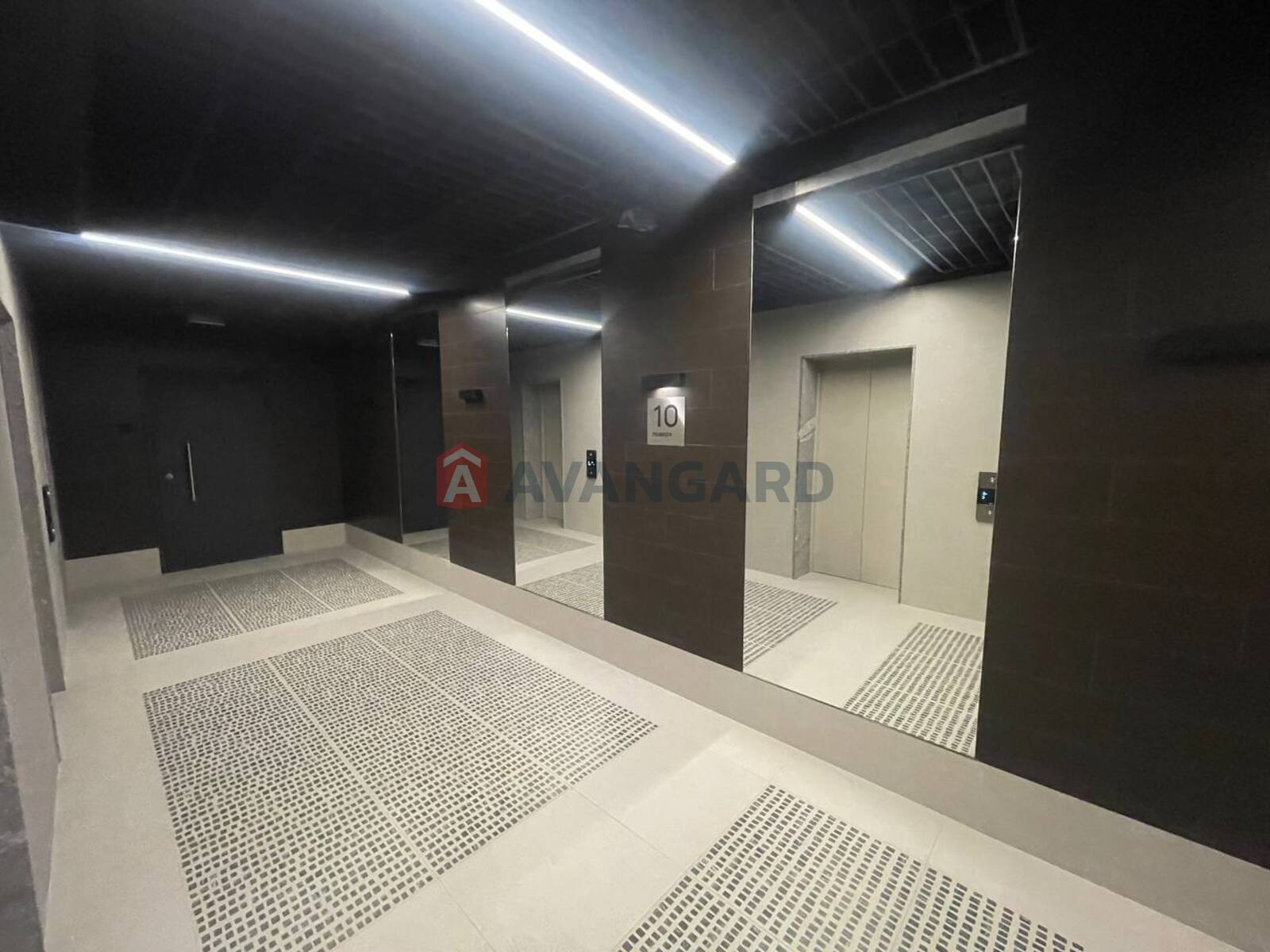 3 ��. ��������, 75,4/70/5 ��. �., 10/36 ������ ���� 8