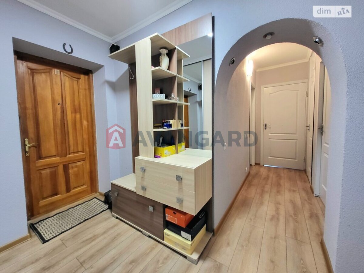 3 . , 64/38/8 . ., 5/5   17