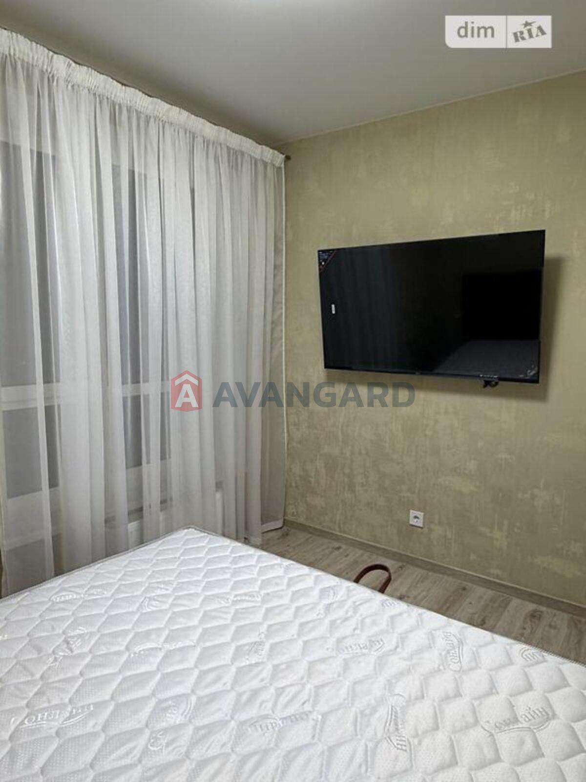 2 ��. ��������, 41/-/9 ��. �., 5/10 ������ ���� 9