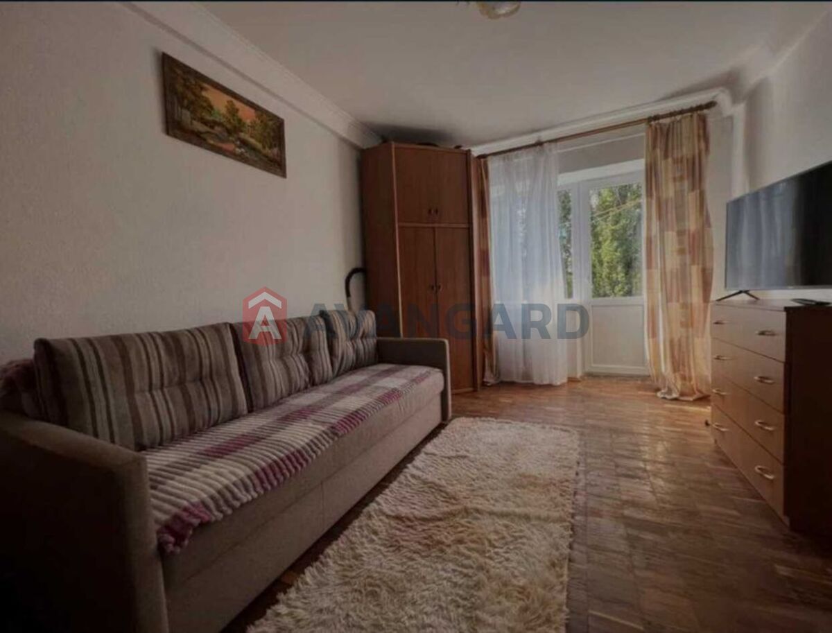 1 ��. ��������, 29/-/6 ��. �., 5/5 ������ ���� 3