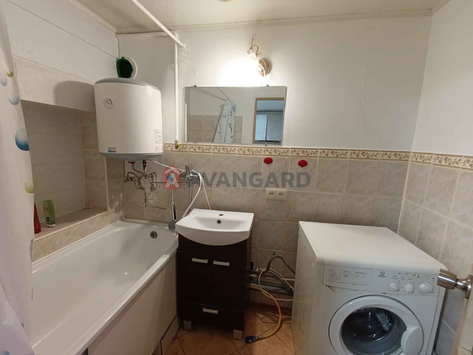 1 ��. ��������, 46,3/24,3/10,5 ��. �., 5/5 ������ ���� 7