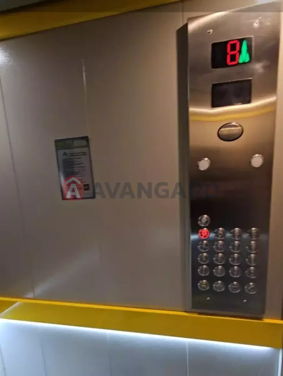 3 ��. ��������, 73/-/15 ��. �., 13/16 ������ ���� 5