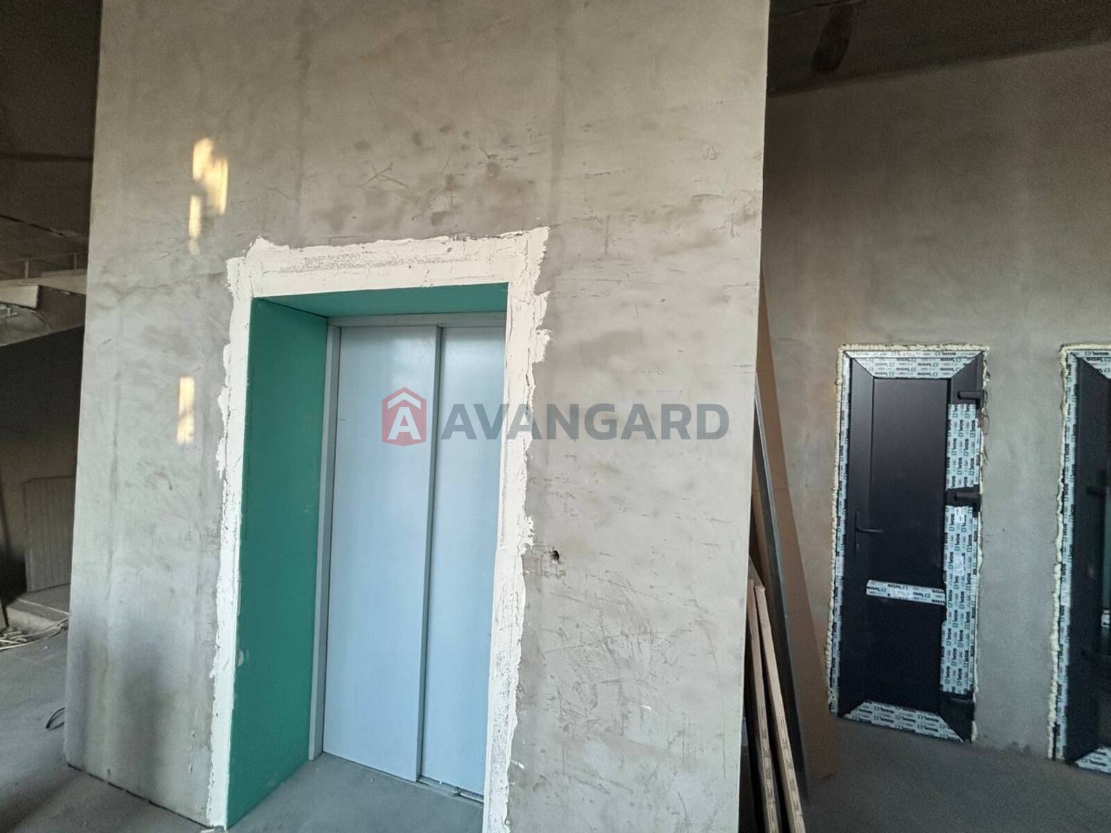 2 ��. ��������, 60/-/14 ��. �., 3/10 ������ ���� 16