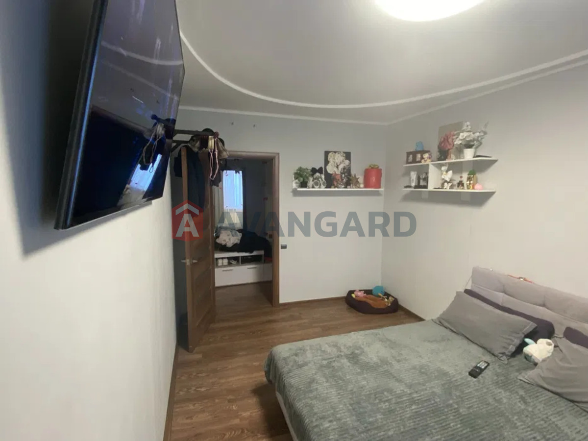 2 ����. ��������, 55/-/10 ��. �., 7/10 ���� ���� 6