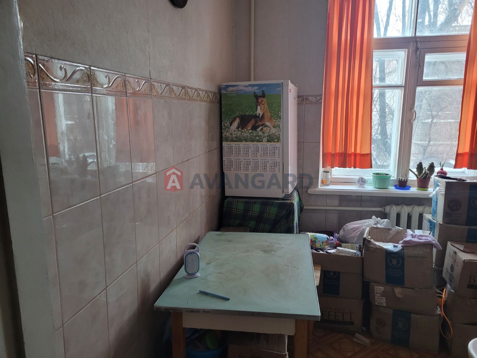 2 ��. ��������, 48/-/6 ��. �., 2/5 ������ ���� 9