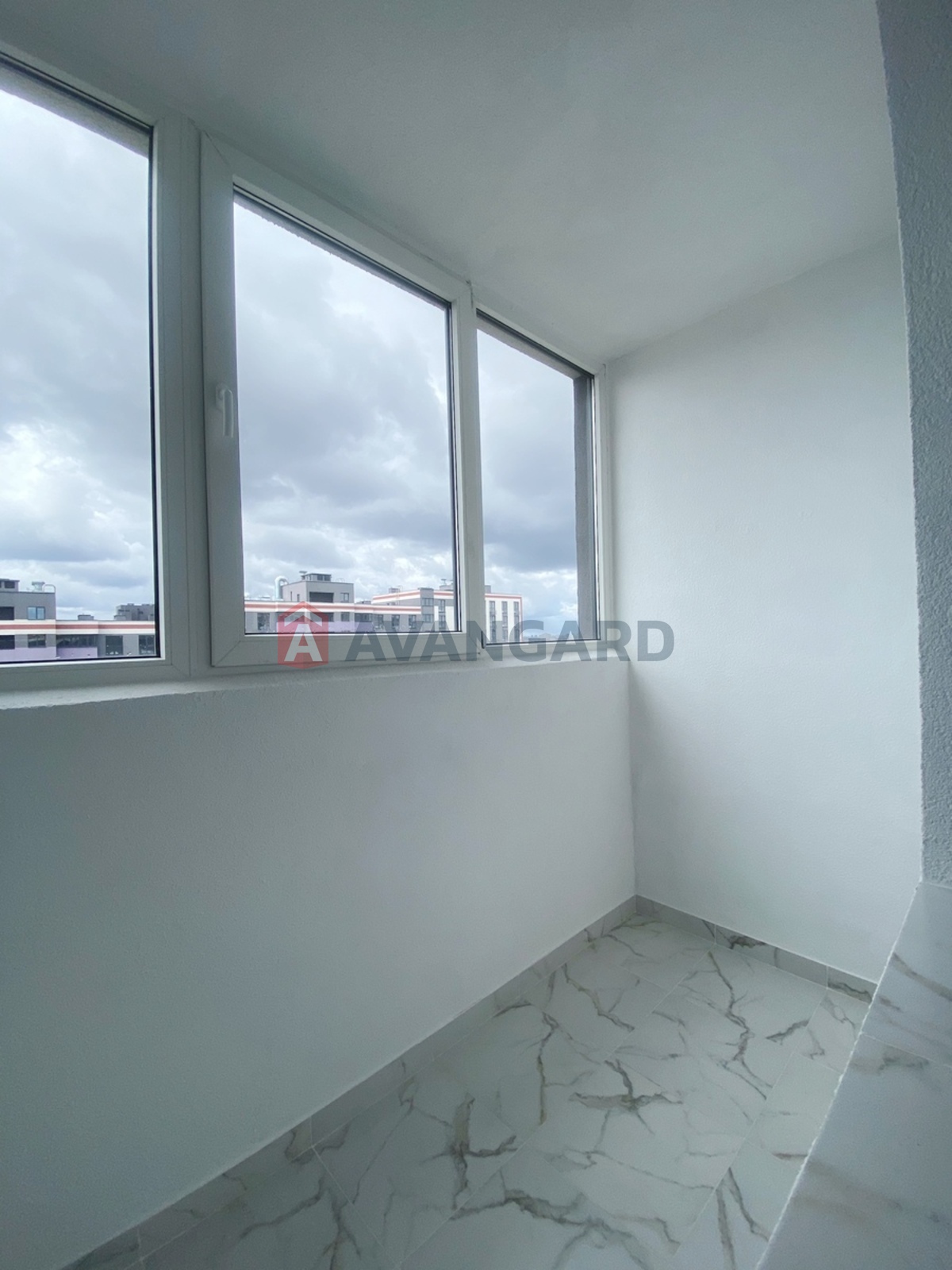 1 ��. ��������, 44/14/20 ��. �., 24/26 ������ ���� 11