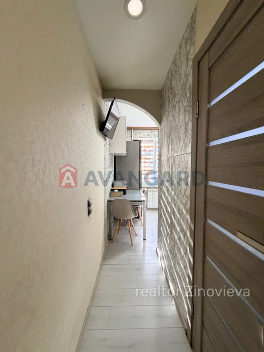 1 ��. ��������, 47/-/6 ��. �., 1/9 ������ ���� 12