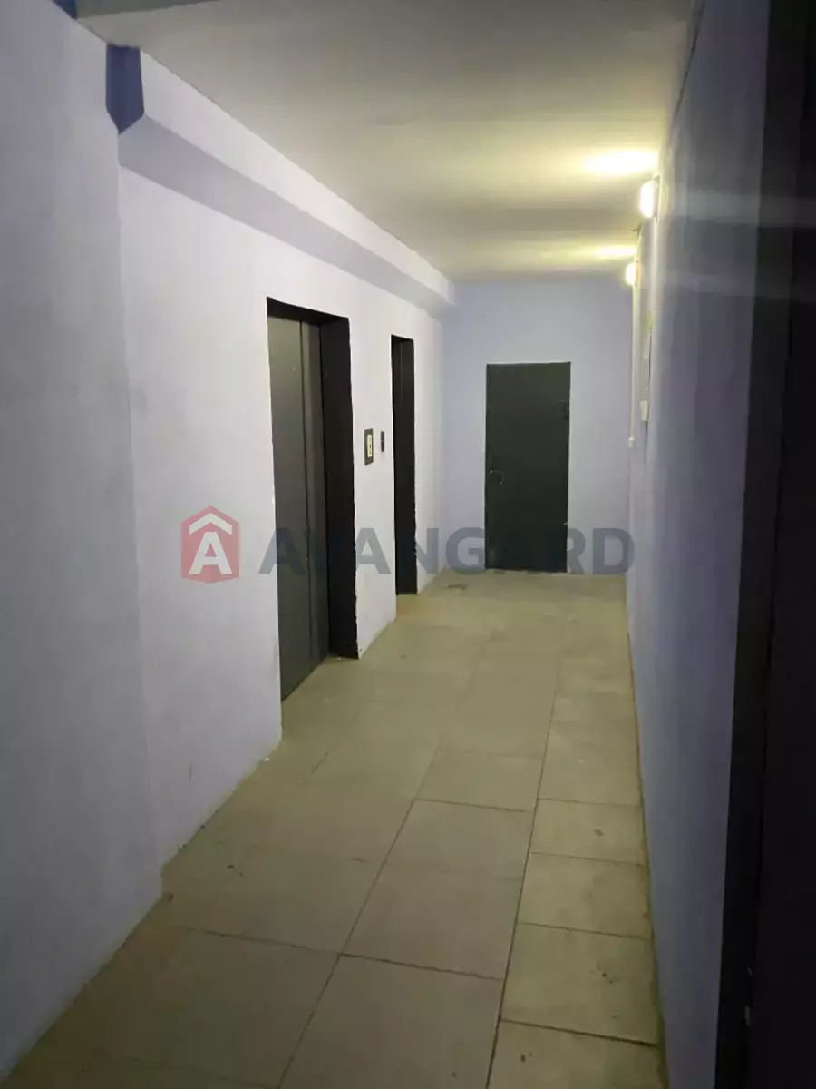 1 ����. ��������, 39/-/7 ��. �., 14/14 ���� ���� 4