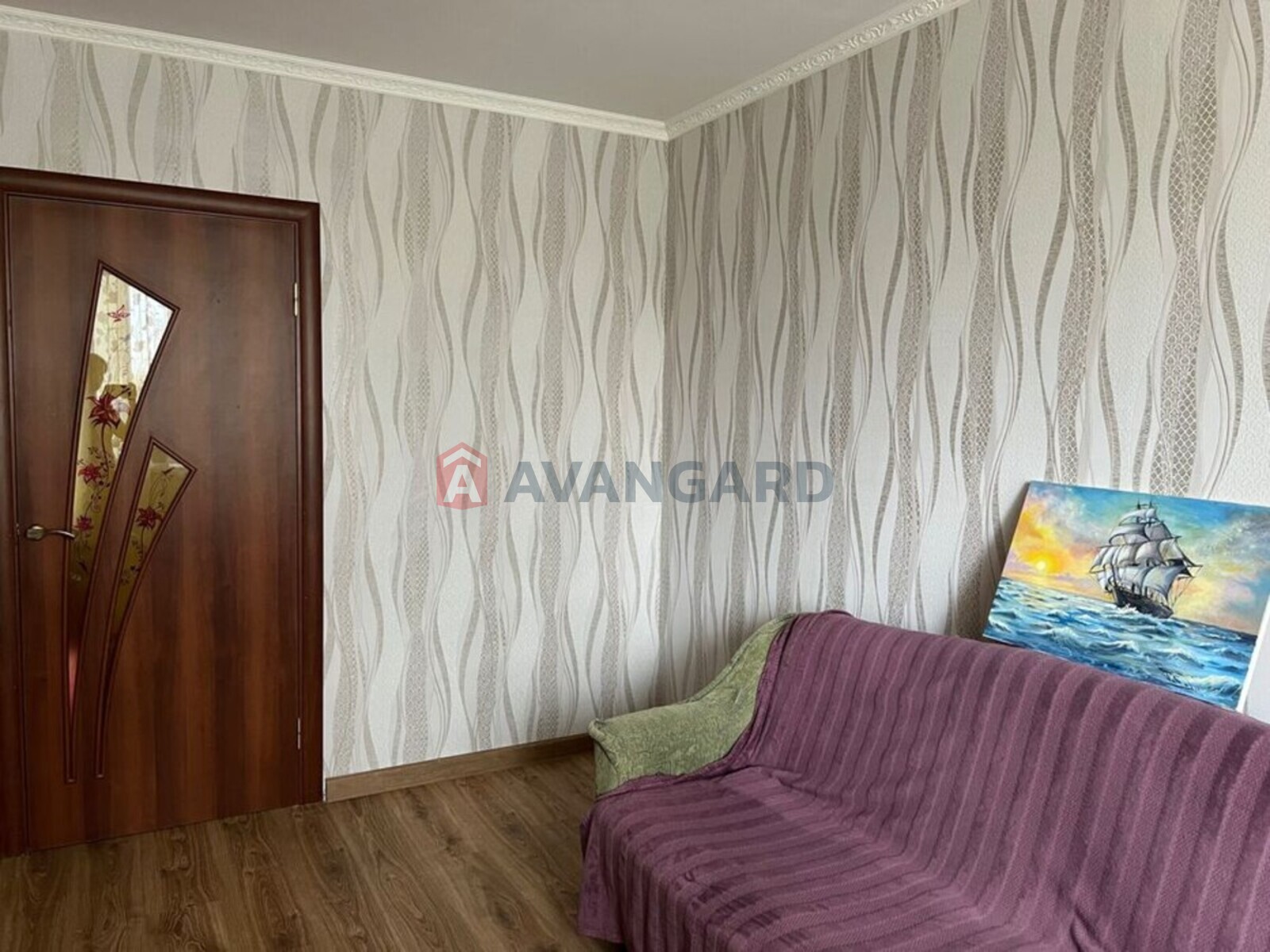 2 ��. ��������, 48/-/5 ��. �., 5/5 ������ ���� 19