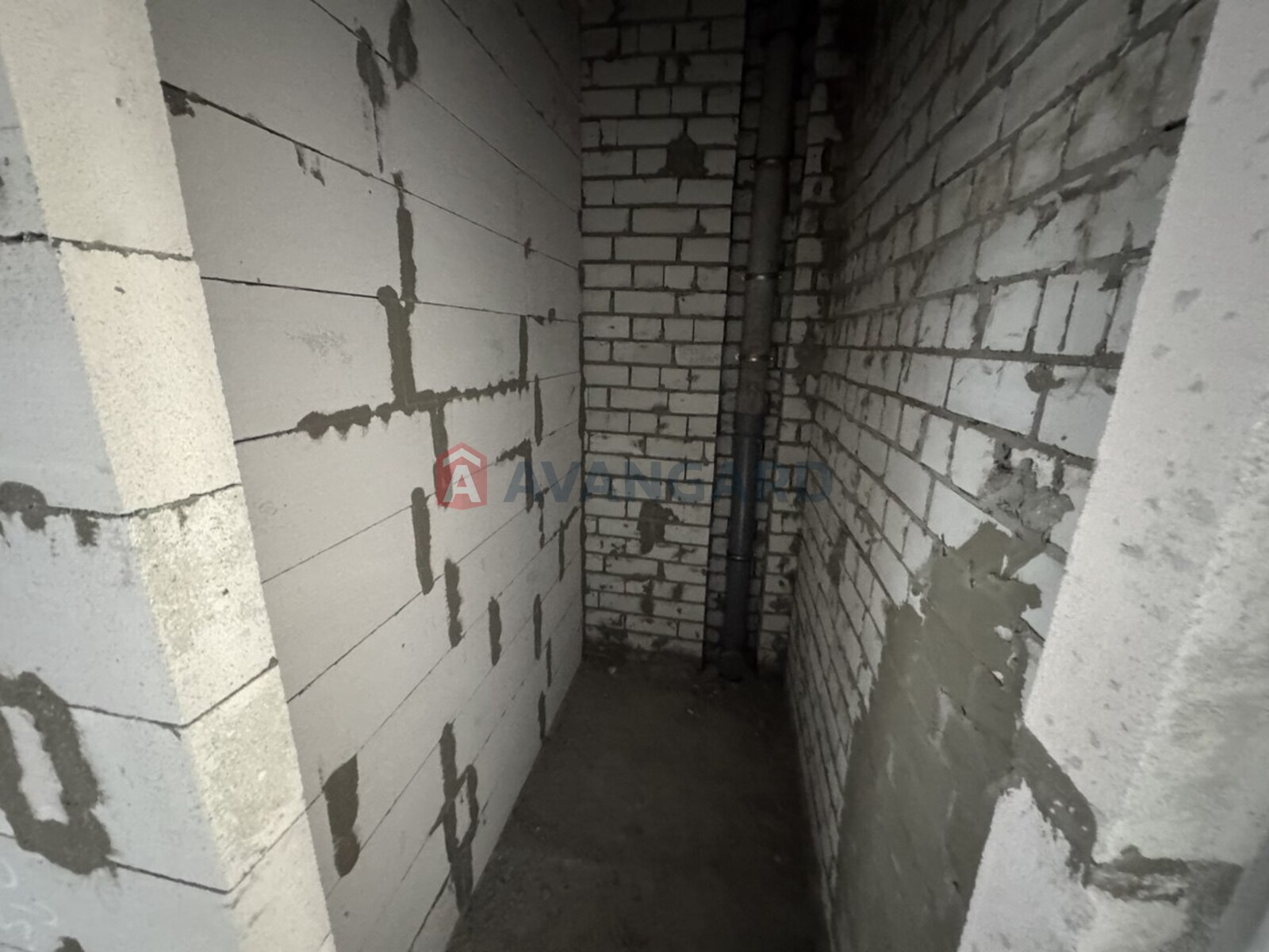 2 ����. ��������, 73/37/14 ��. �., 10/10 ���� ���� 9