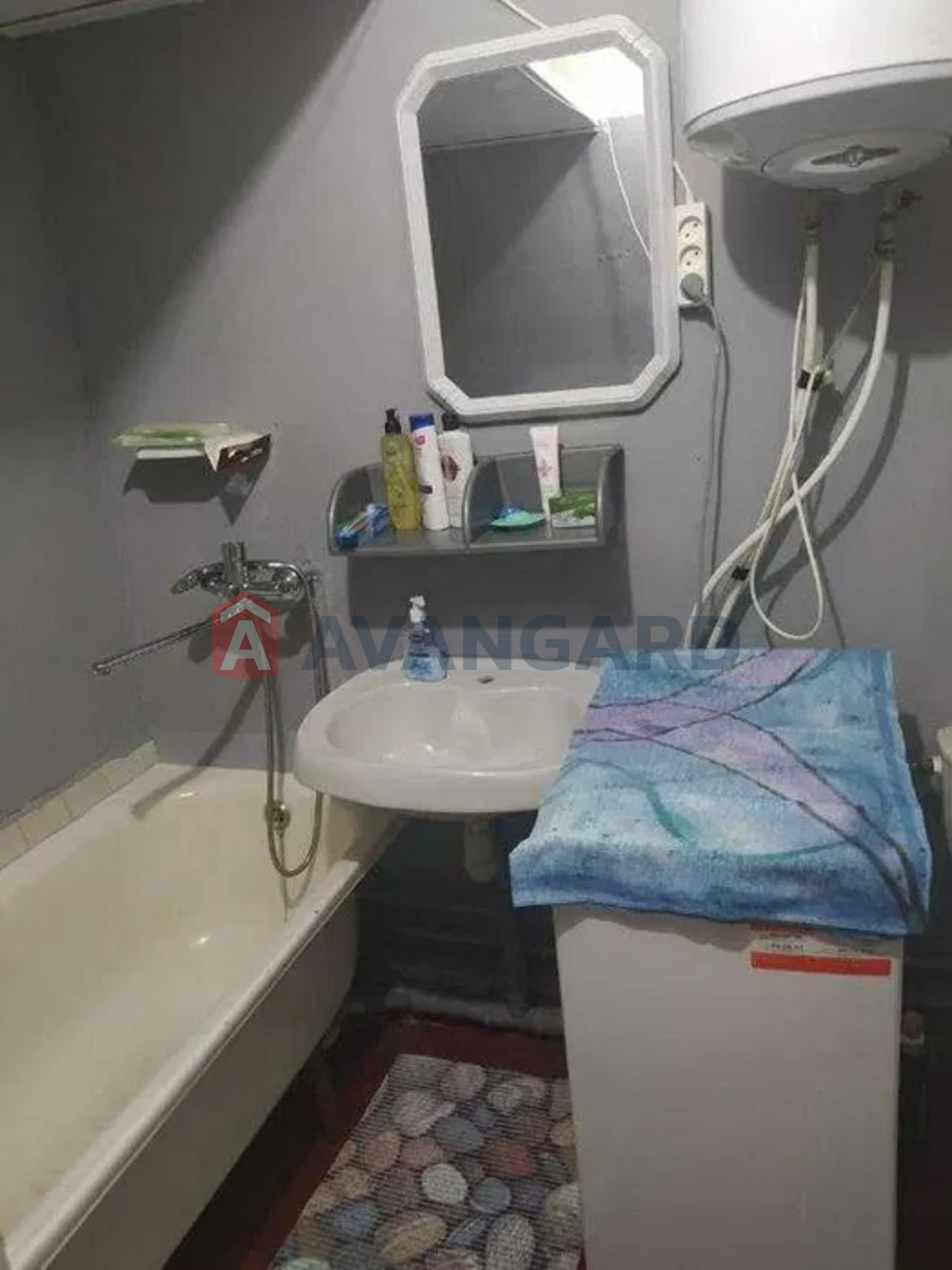 1 . , 28/-/6 . ., 5/9   9