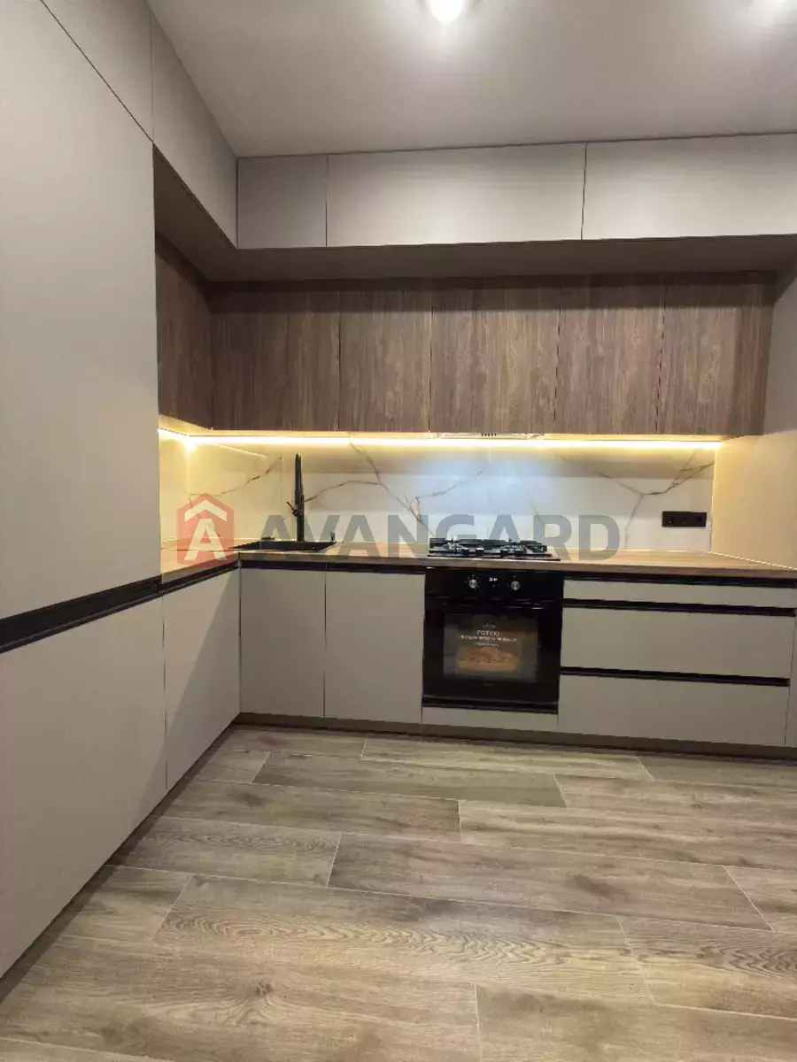 3 ��. ��������, 65/28/12 ��. �., 7/10 ������ ���� 1