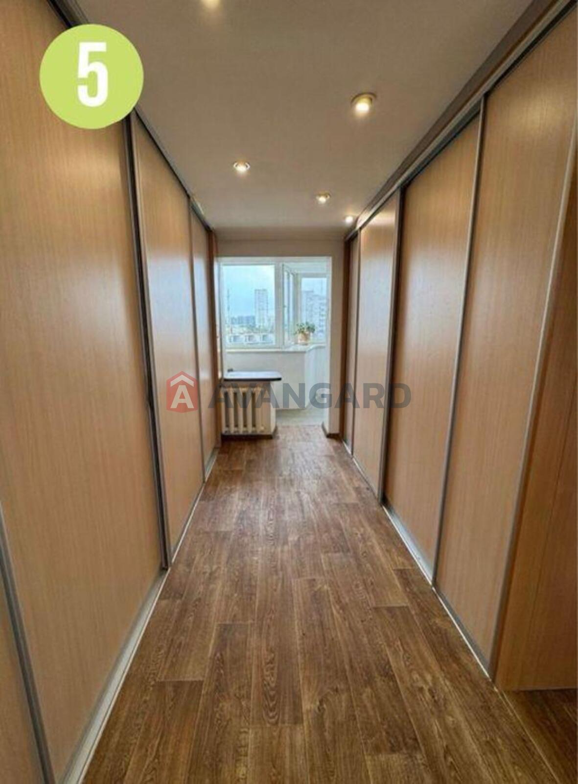 3 ����. ��������, 140/-/13 ��. �., 10/10 ���� ���� 12