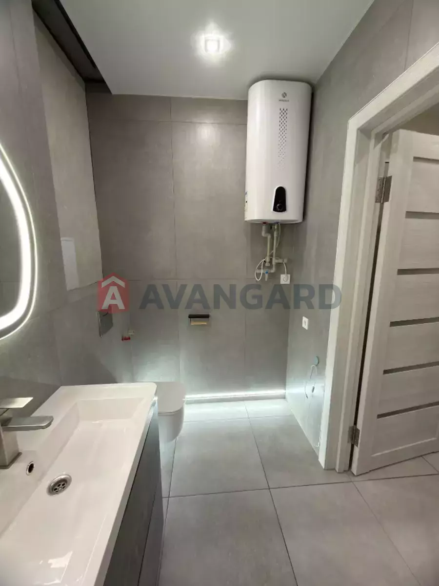 1 ��. ��������, 49/-/- ��. �., 10/12 ������ ���� 22