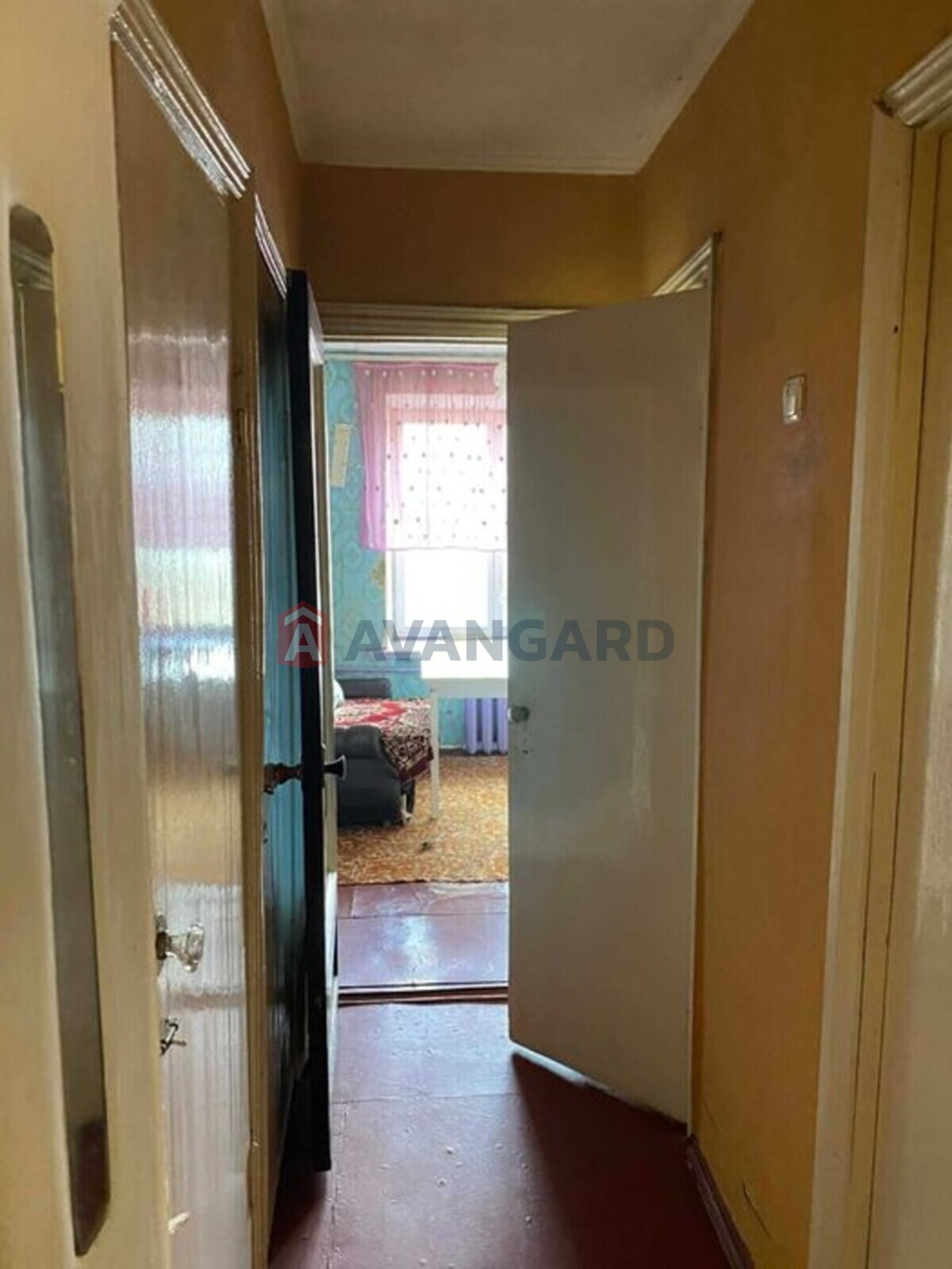 2 ����. ��������, 51/-/8 ��. �., 3/3 ���� ���� 4