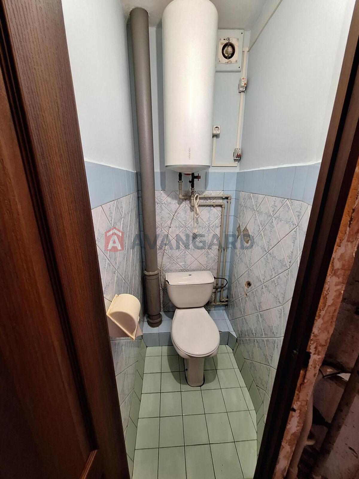 3 ��. ��������, 71/42/7 ��. �., 8/9 ������ ���� 14