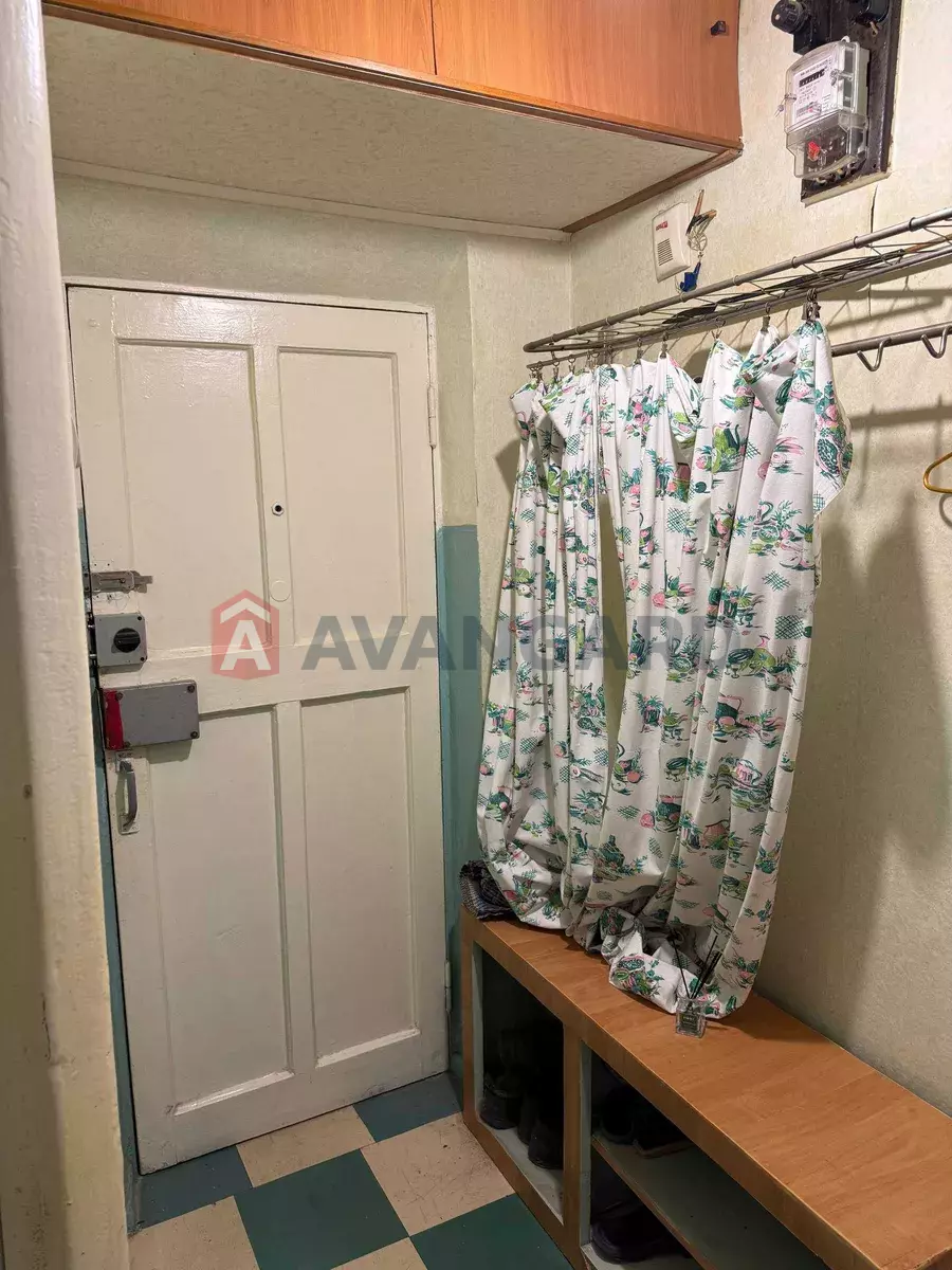 2 ��. ��������, 46/-/6 ��. �., 2/2 ������ ���� 8