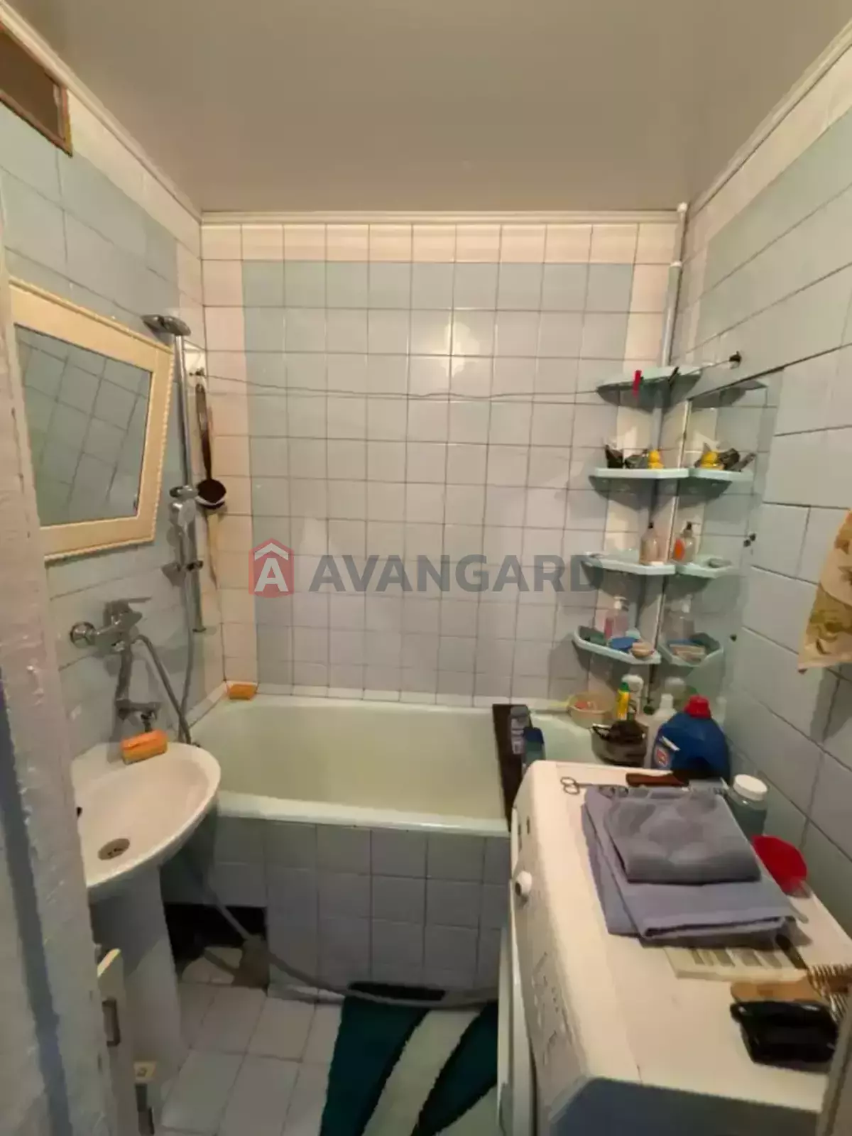 3 . , 67/-/8 . ., 8/9   10