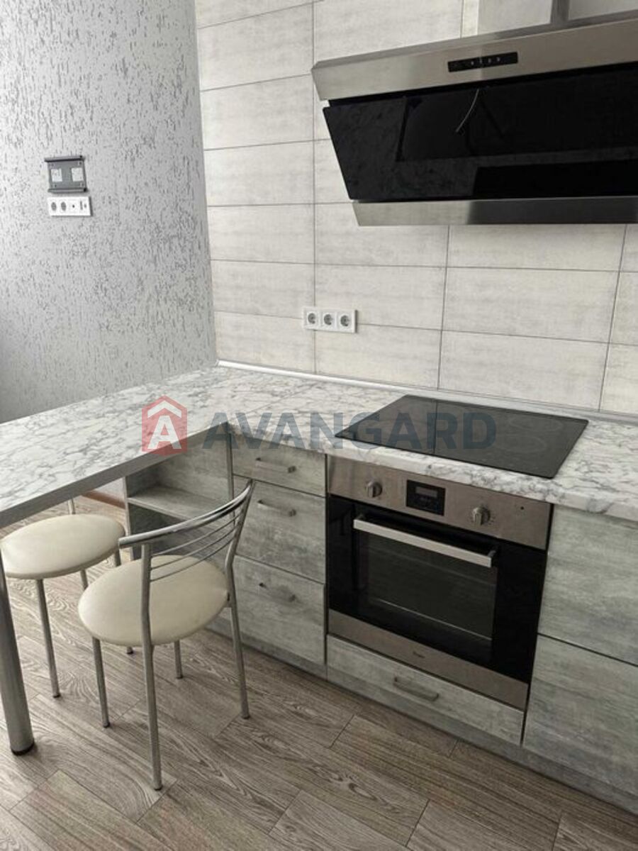 1 ����. ��������, 43/-/10 ��. �., 19/25 ���� ���� 3