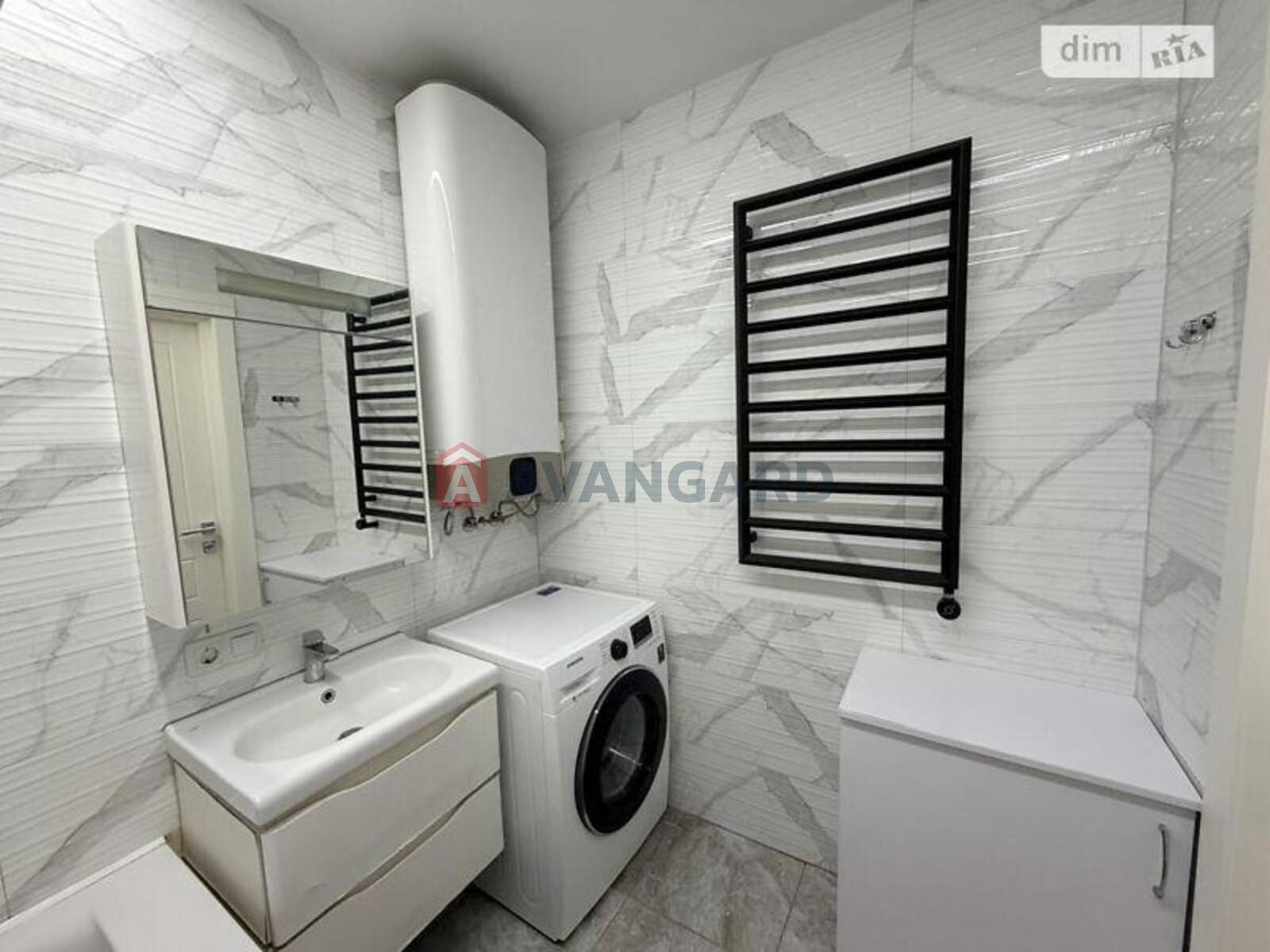 2 ��. ��������, 62/44/15 ��. �., 5/14 ������ ���� 20