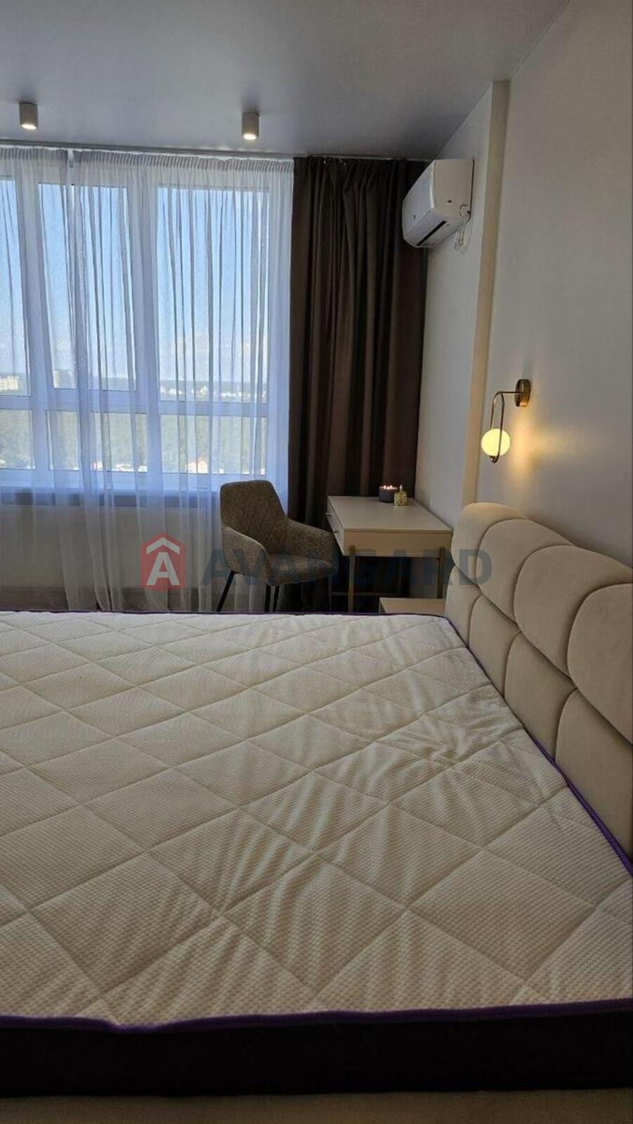 1 ��. ��������, 60/21/20 ��. �., 22/28 ������ ���� 2