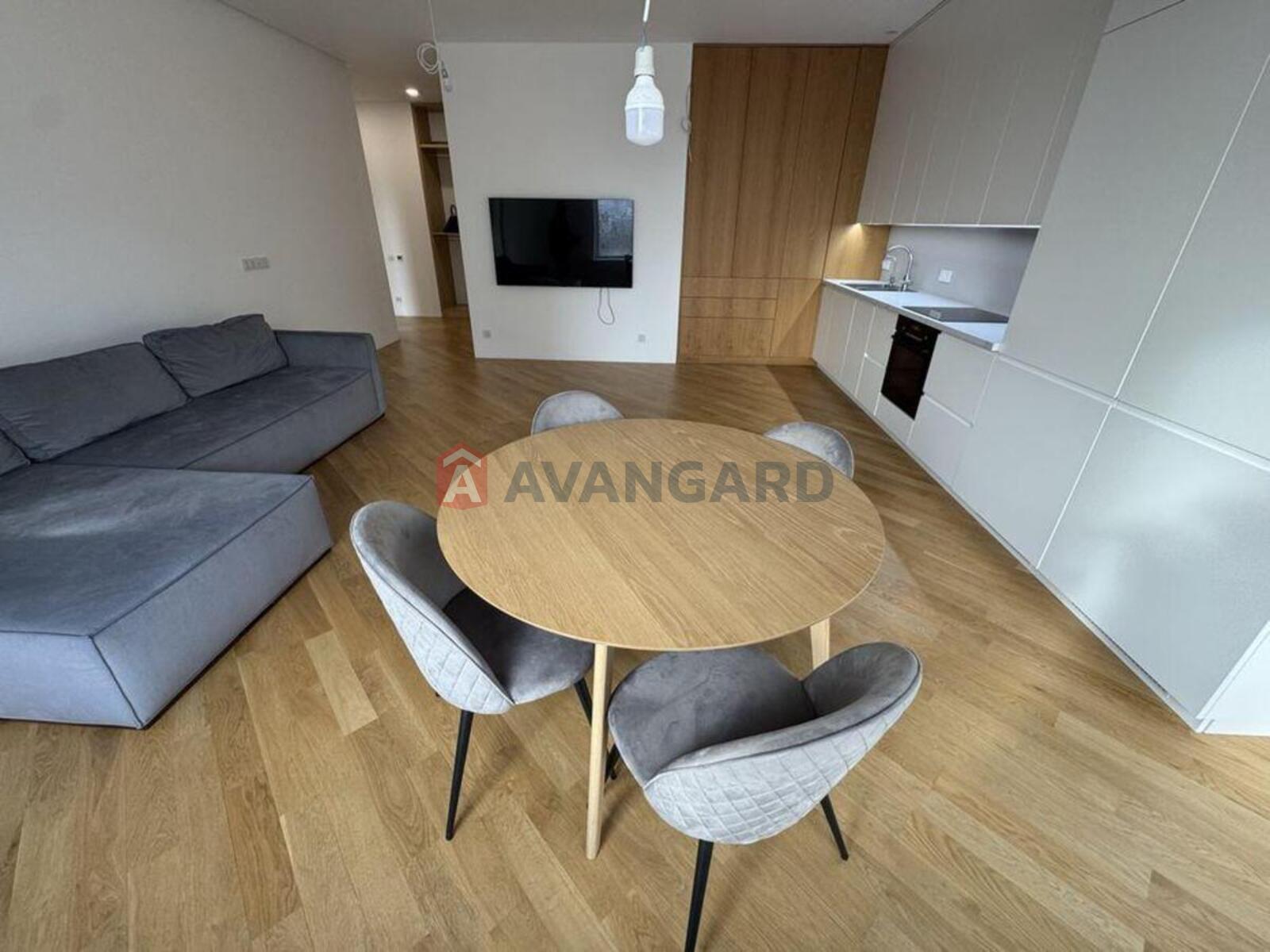 4 ��. ��������, 110/-/30 ��. �., 6/24 ������ ���� 2