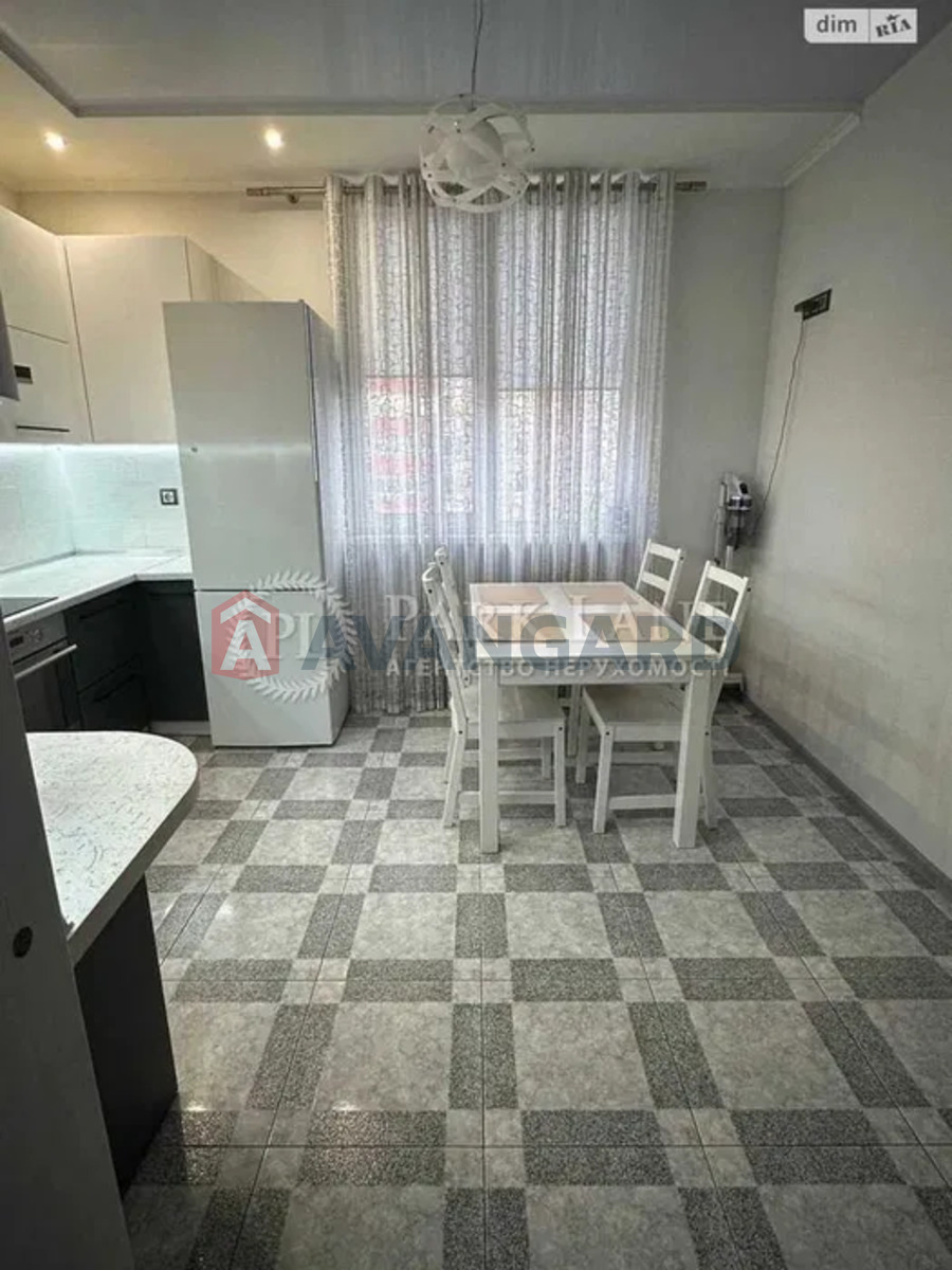 1 ��. ��������, 78/-/11 ��. �., 7/18 ������ ���� 9