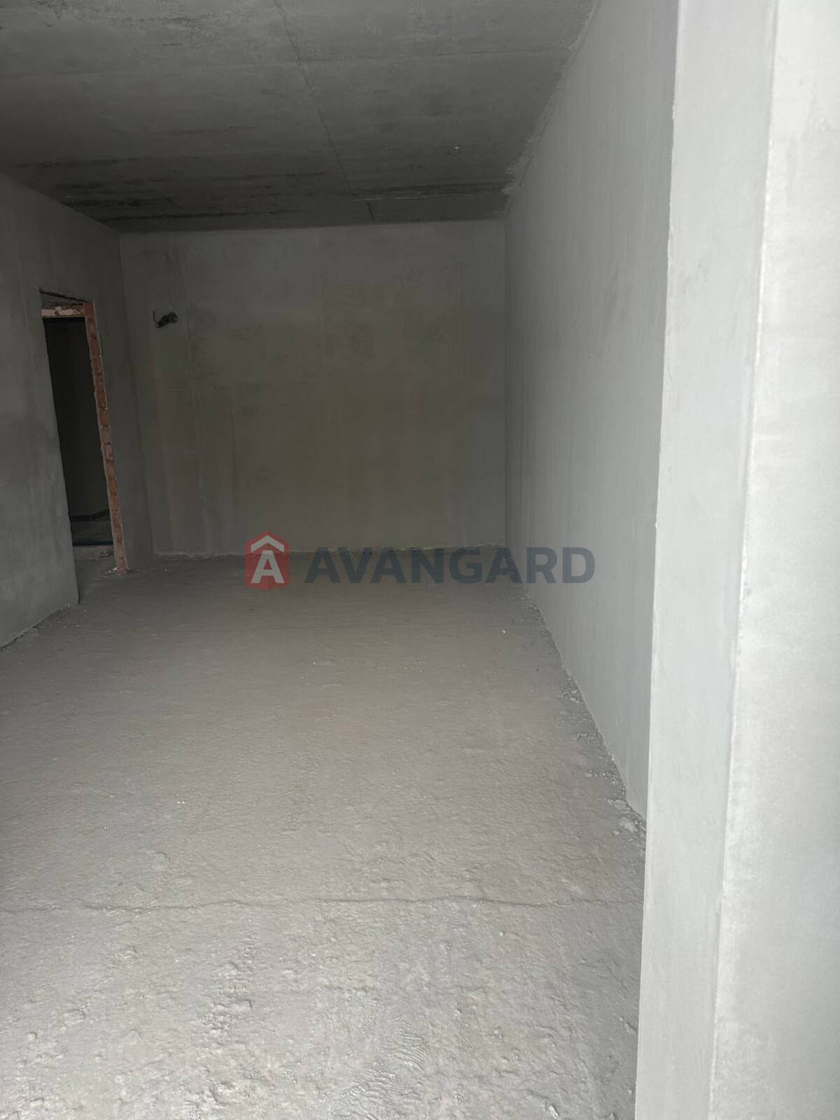 1 ����. ��������, 44/18/10 ��. �., 5/9 ���� ���� 9