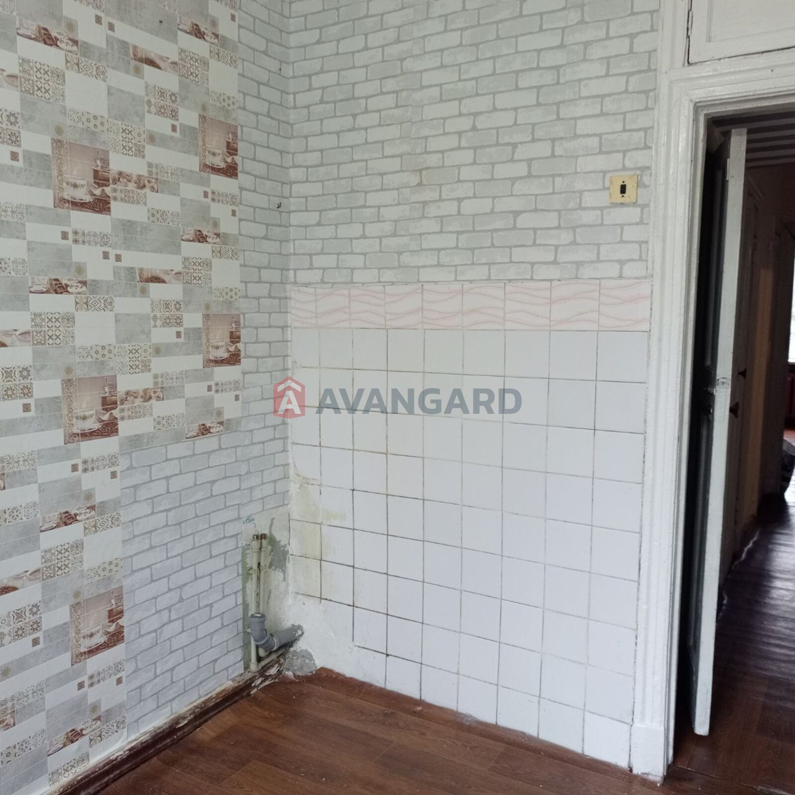 2 ��. ��������, 50/-/7 ��. �., 1/4 ������ ���� 12